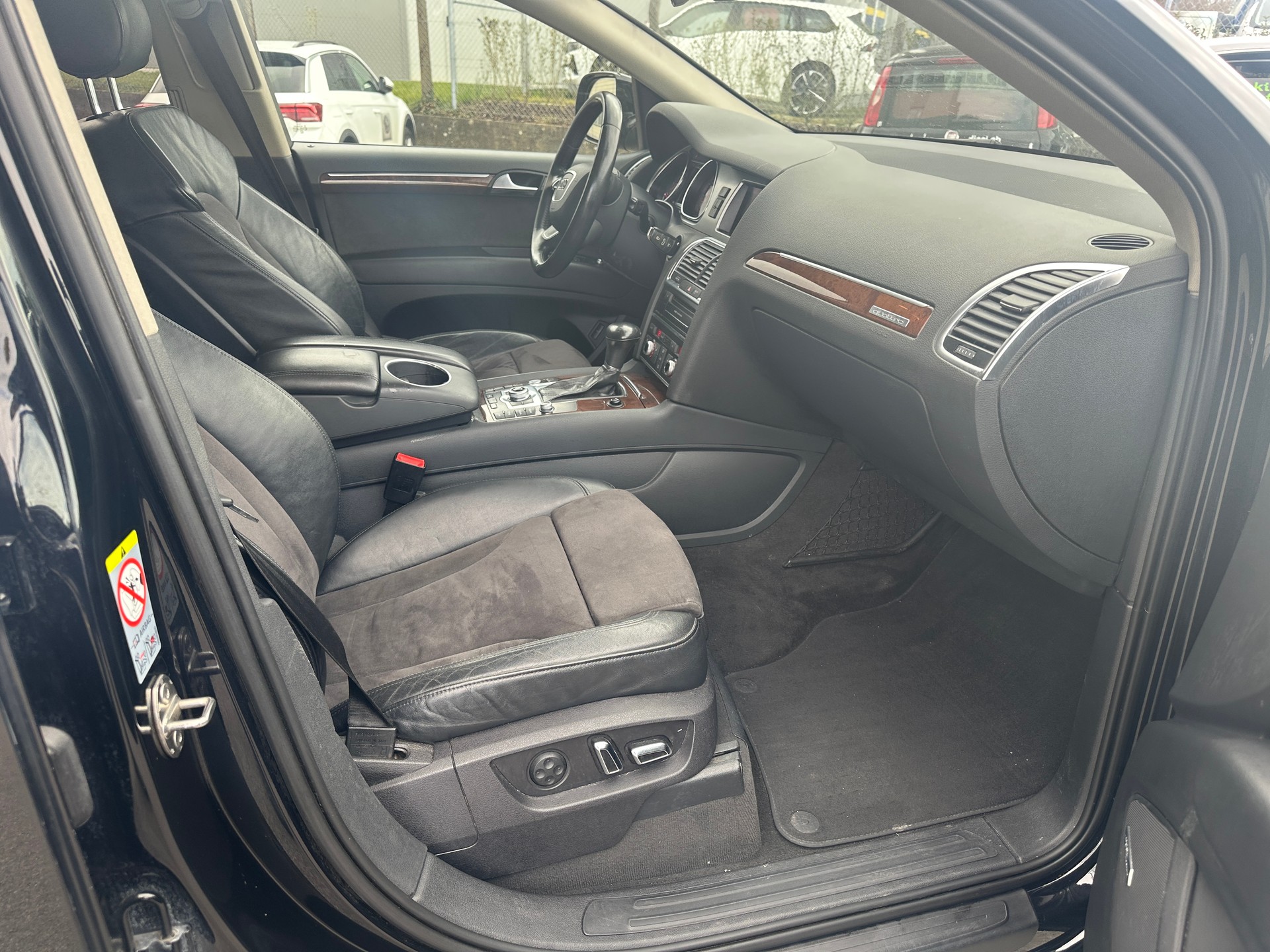 AUDI Q7 3.0 TFSI quattro tiptronic-image-12