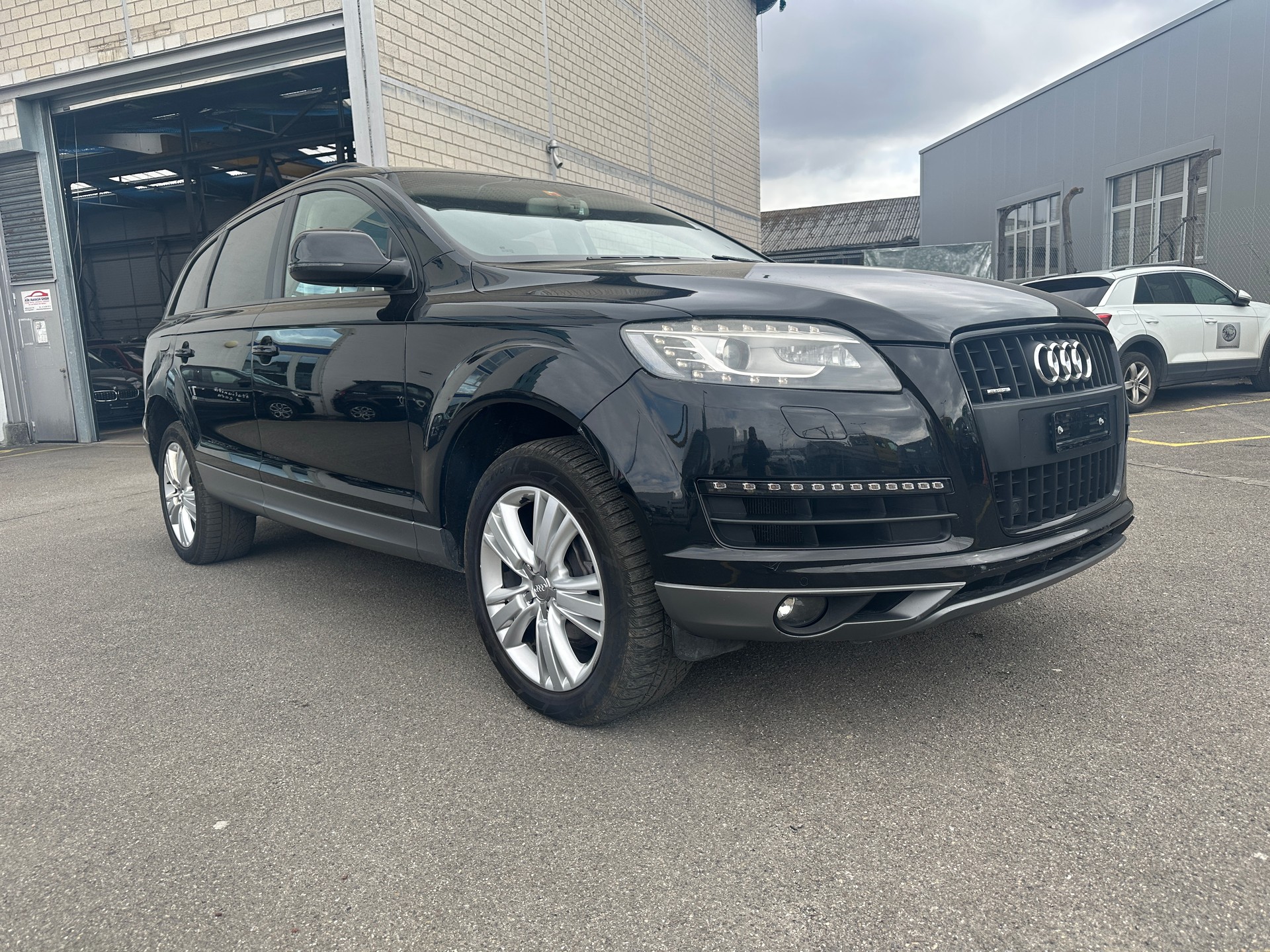 AUDI Q7 3.0 TFSI quattro tiptronic
