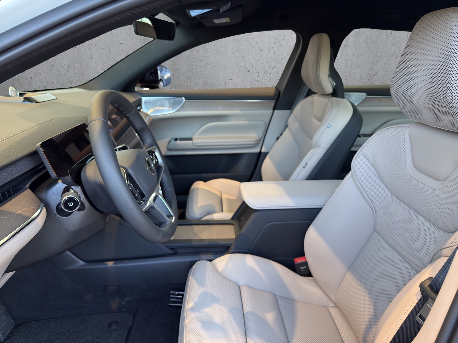 VOLVO ES90 Single 88 kWh Ultra-image-7