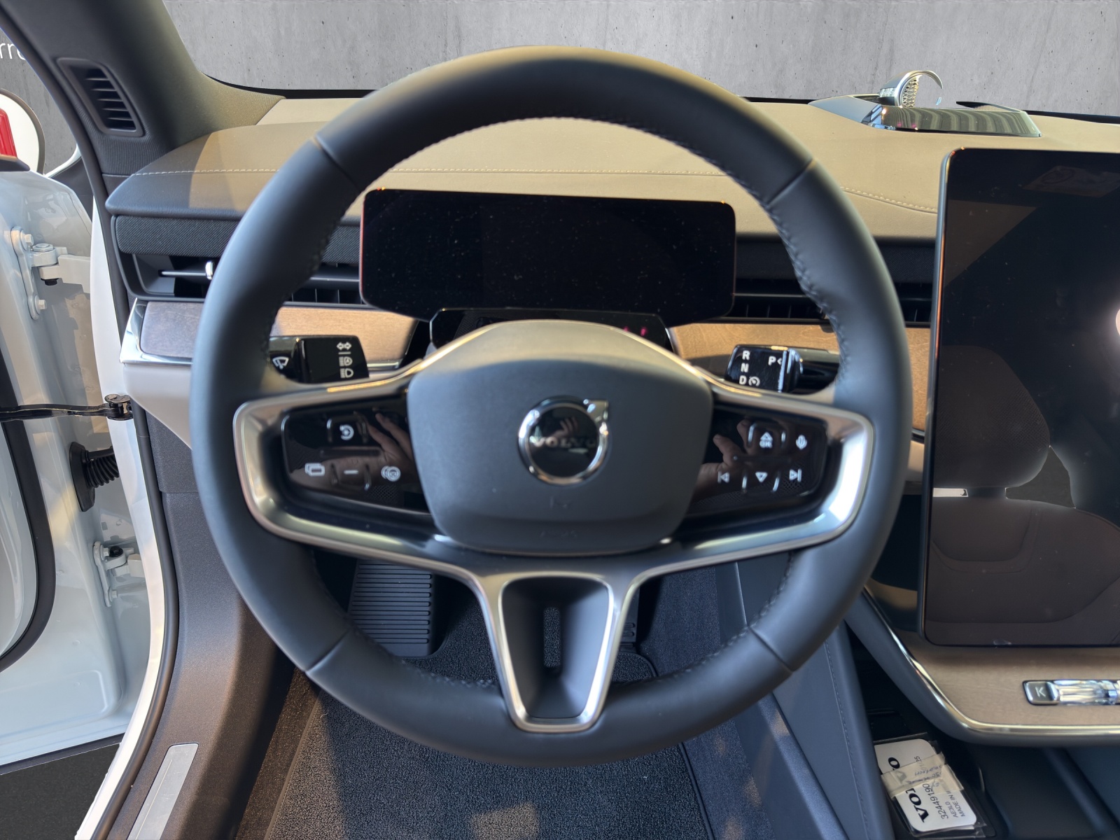VOLVO ES90 Single 88 kWh Ultra-image-10