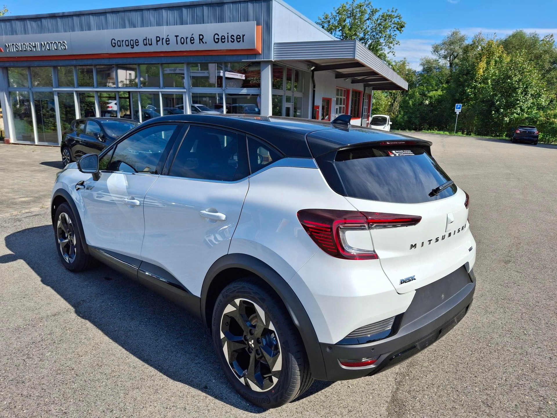 MITSUBISHI ASX 1.8 HEV Instyle-image-4