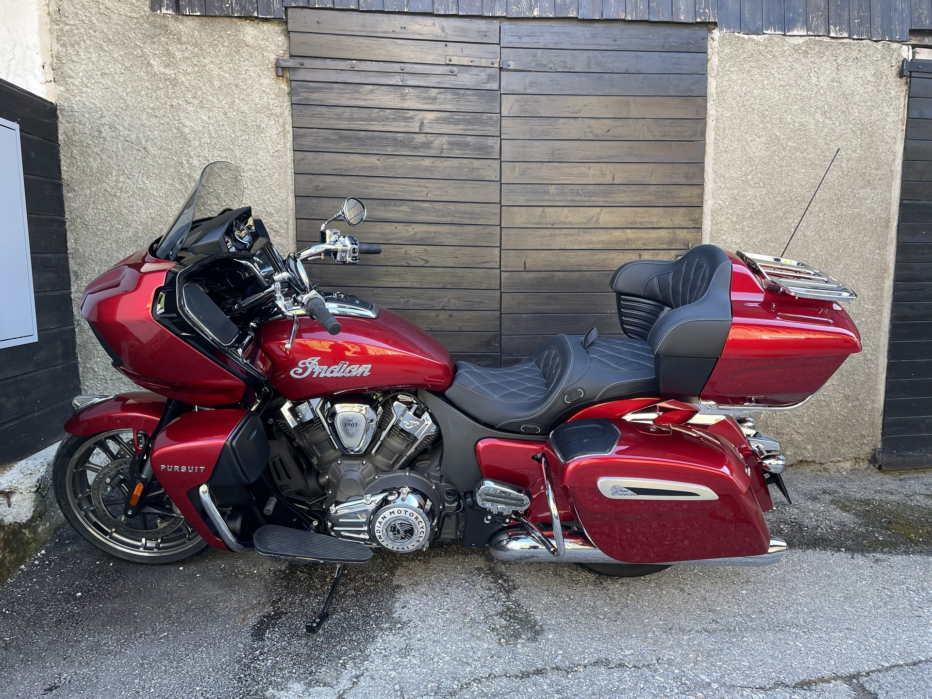 INDIAN Pursuit Limited POWERBAND-image-4