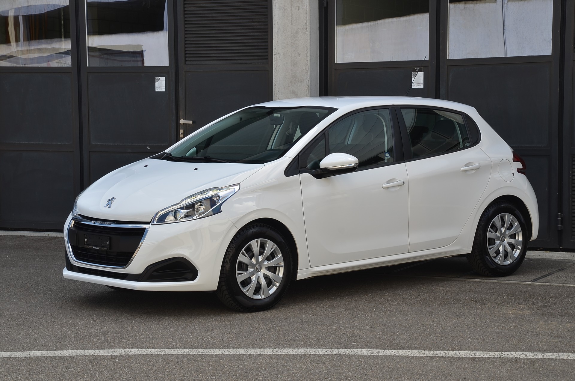 PEUGEOT 208 1.2 PureTech Active