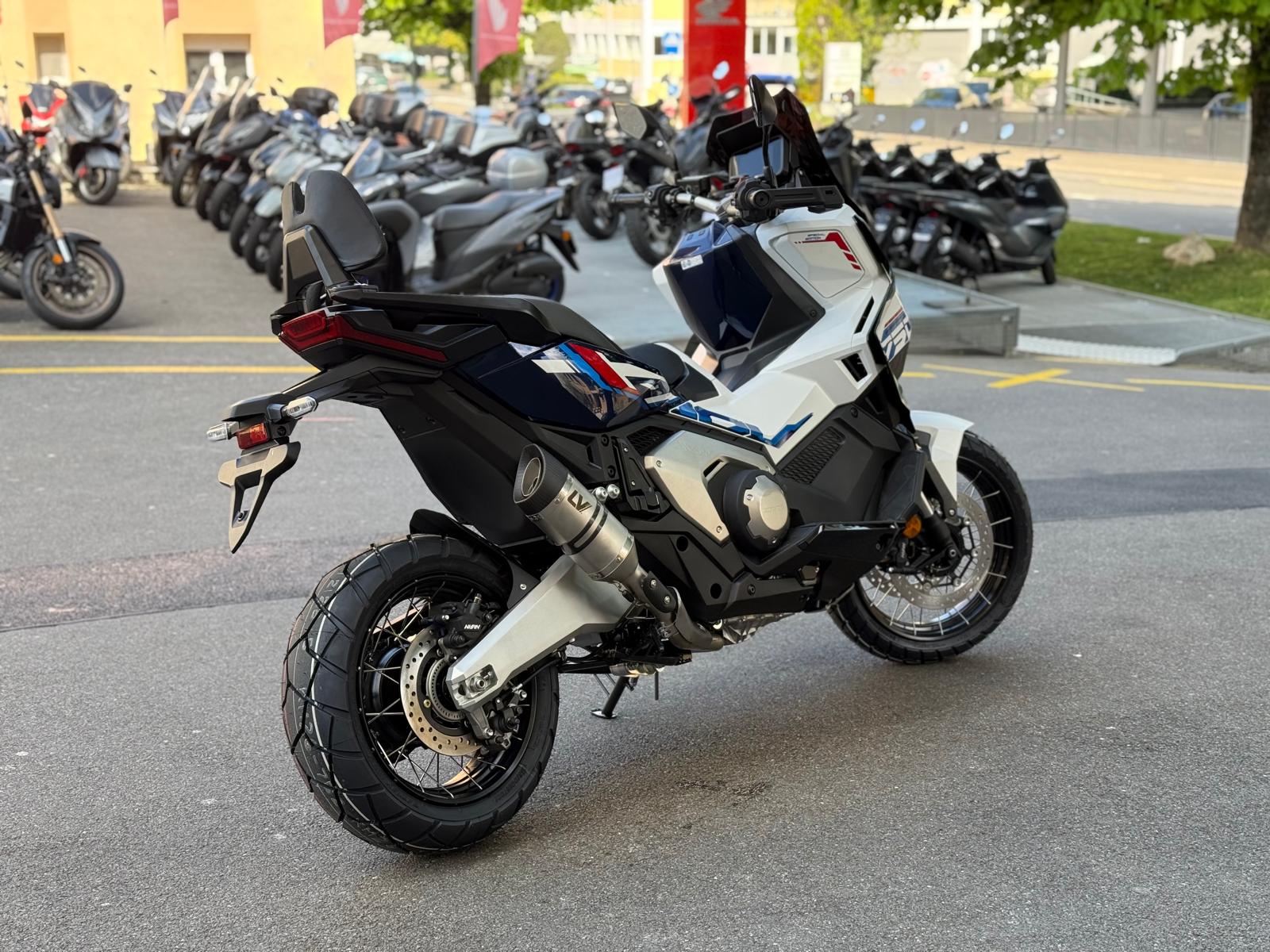 HONDA X-ADV 750 (35kW)-image-6