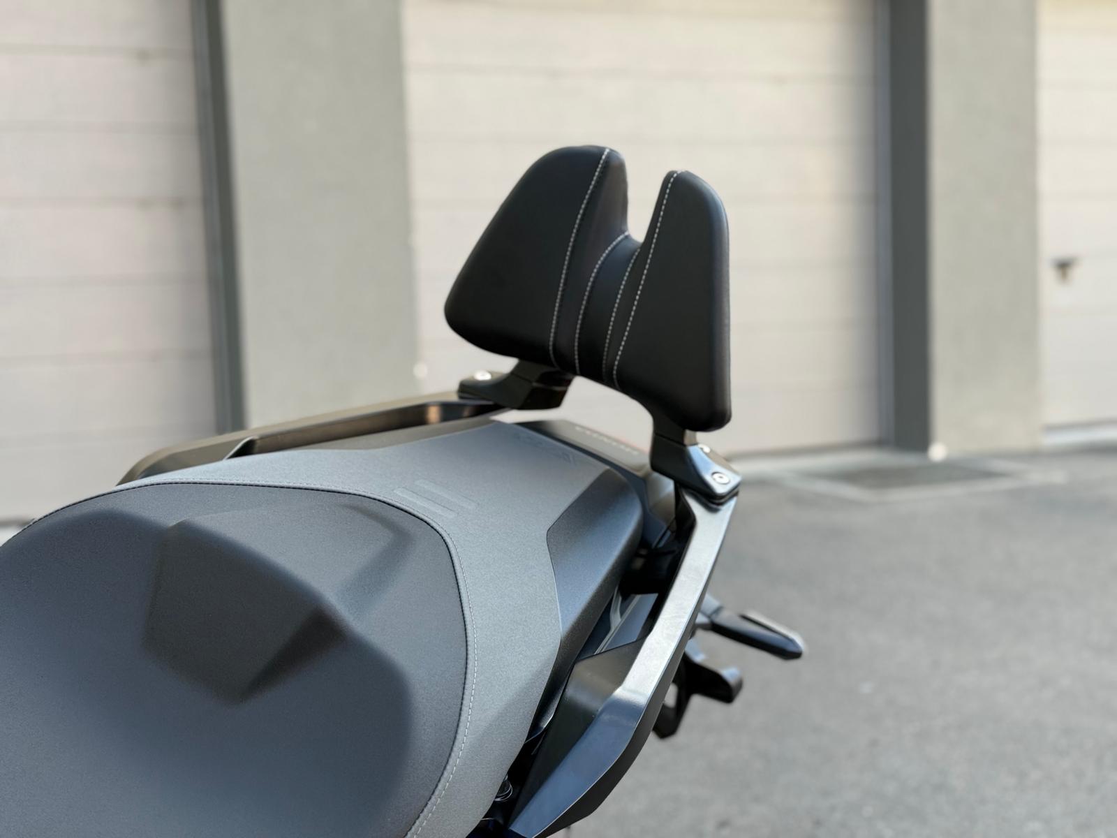 HONDA X-ADV 750 (35kW)-image-11
