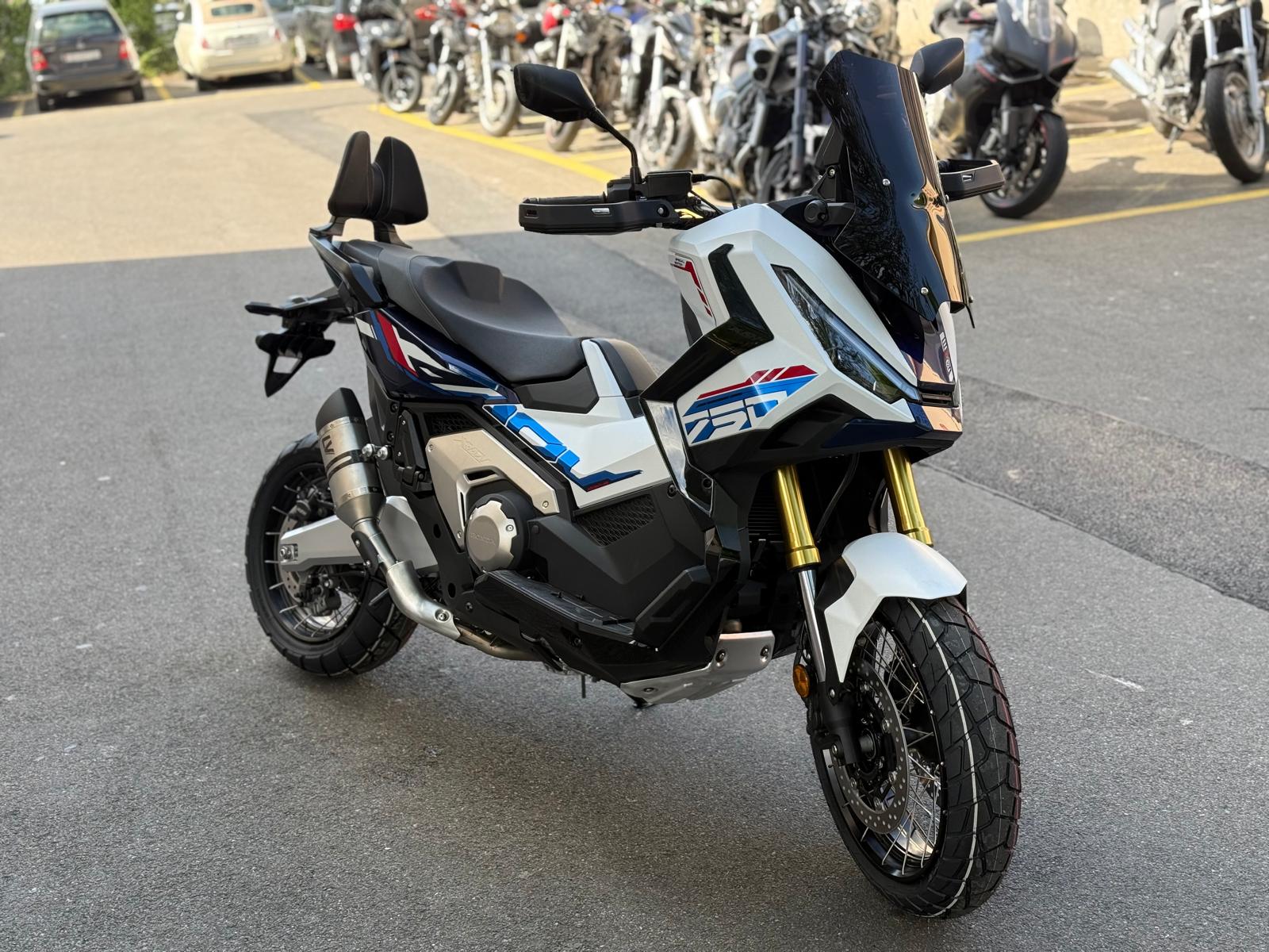 HONDA X-ADV 750 (35kW)-image-1