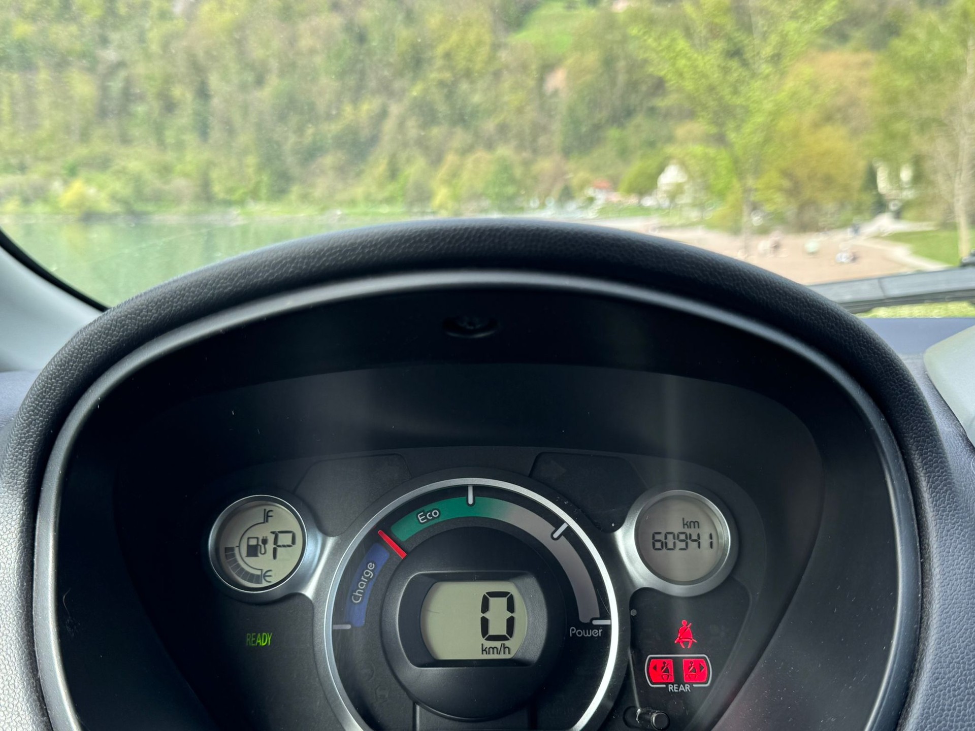 MITSUBISHI i MiEV-image-17