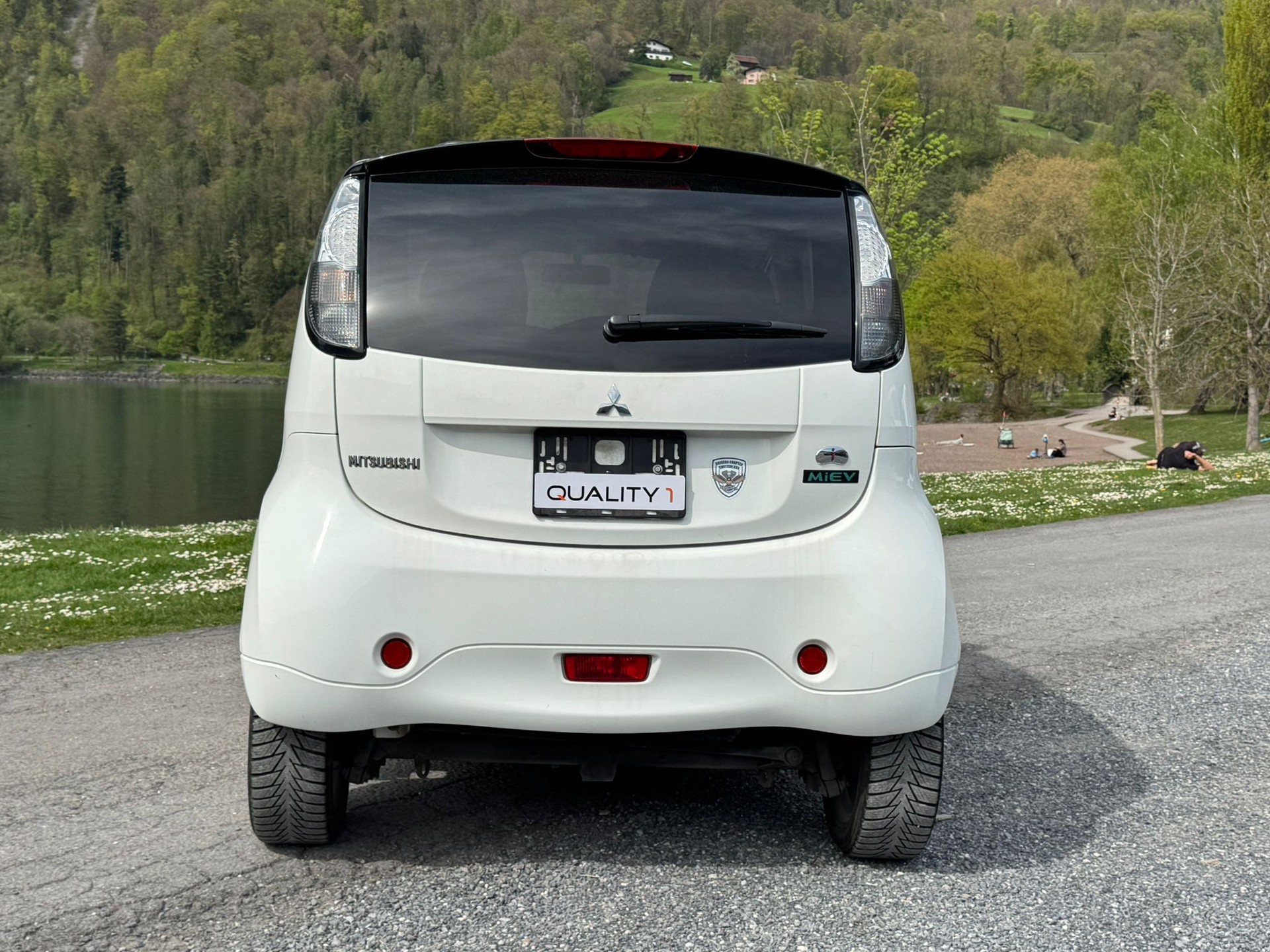 MITSUBISHI i MiEV-image-8