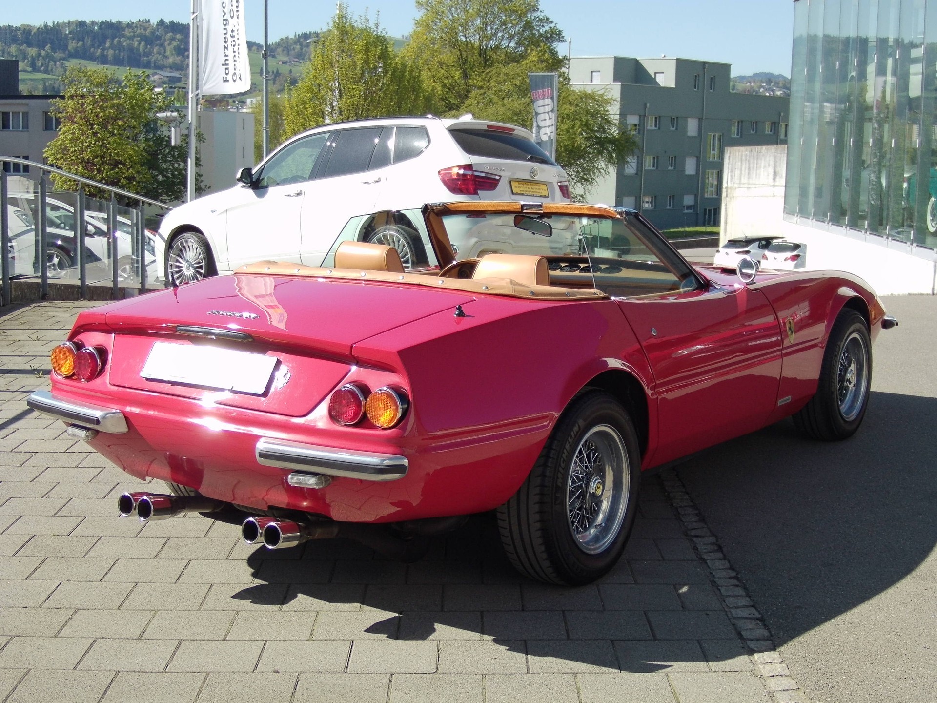 FERRARI Replica Ferrari 365/GTB/4 Daytona mit Veteraneneintrag für 6 Jahre. Letze MFK 05.07.2022-image-11