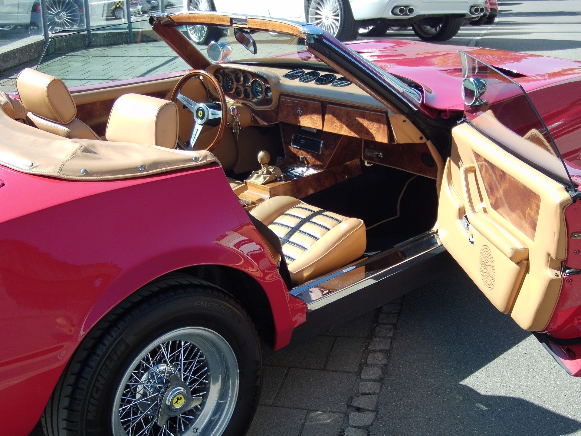 FERRARI Replica Ferrari 365/GTB/4 Daytona mit Veteraneneintrag für 6 Jahre. Letze MFK 05.07.2022-image-8