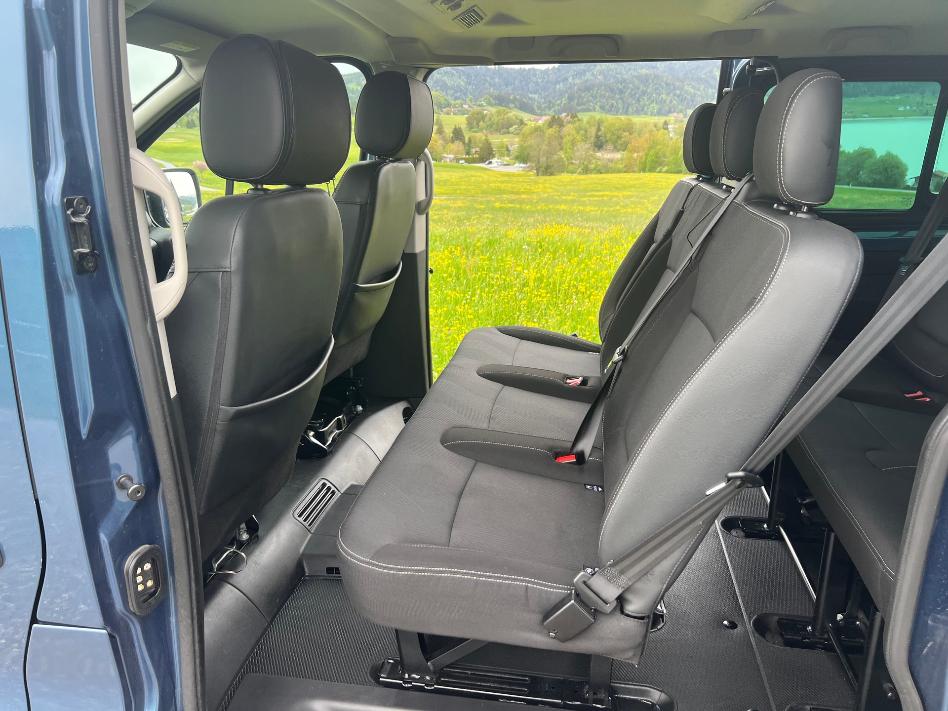 NISSAN NV300 dCi 145 2.7 L1H1 Comfort 9Pl.-image-8