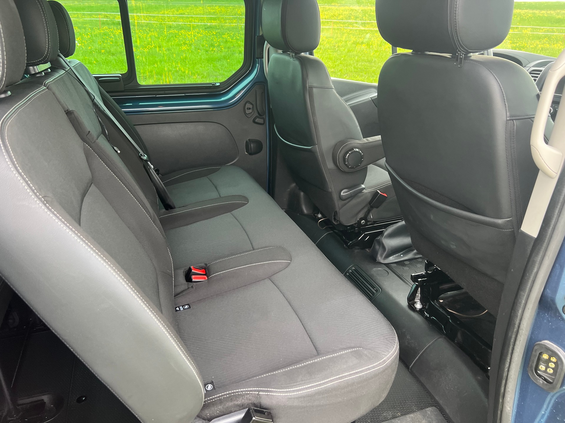 NISSAN NV300 dCi 145 2.7 L1H1 Comfort 9Pl.-image-10