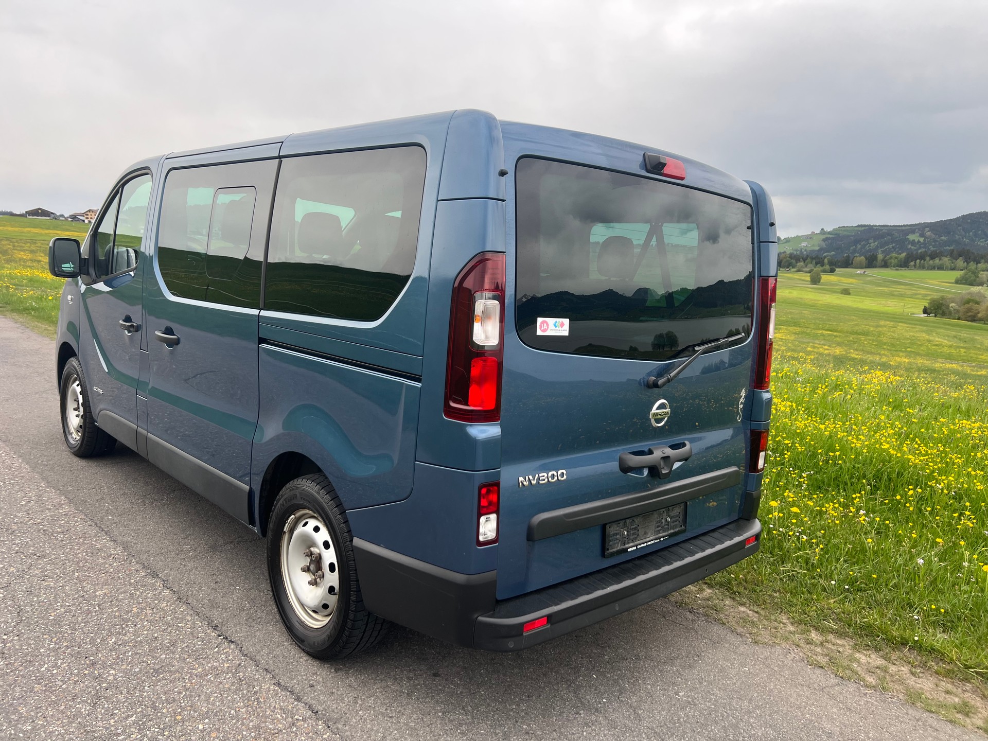 NISSAN NV300 dCi 145 2.7 L1H1 Comfort 9Pl.-image-4