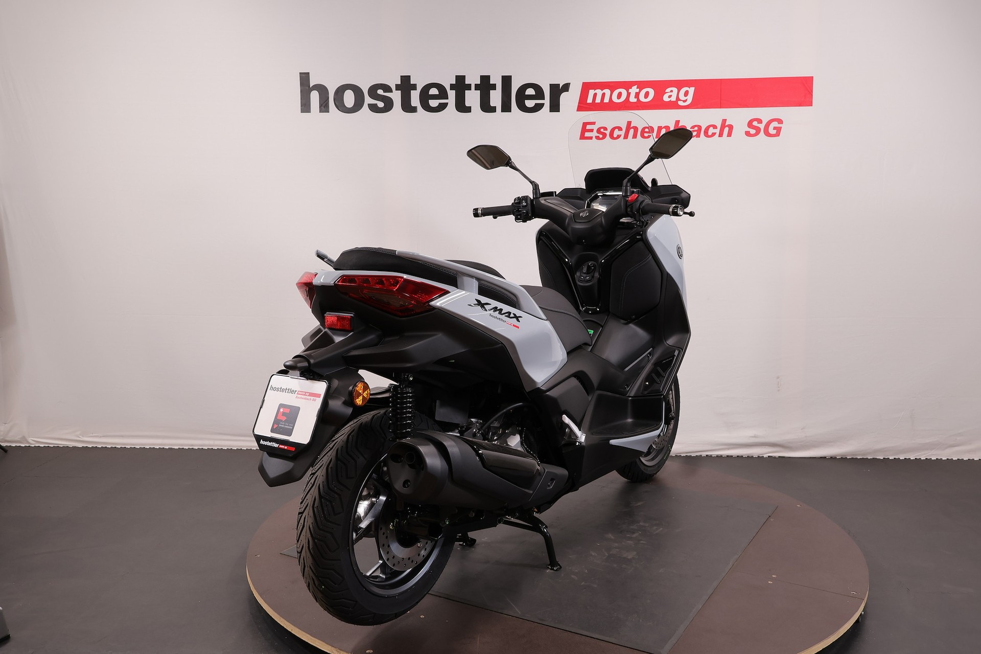 YAMAHA XMAX 300 Tech MAX+-image-5