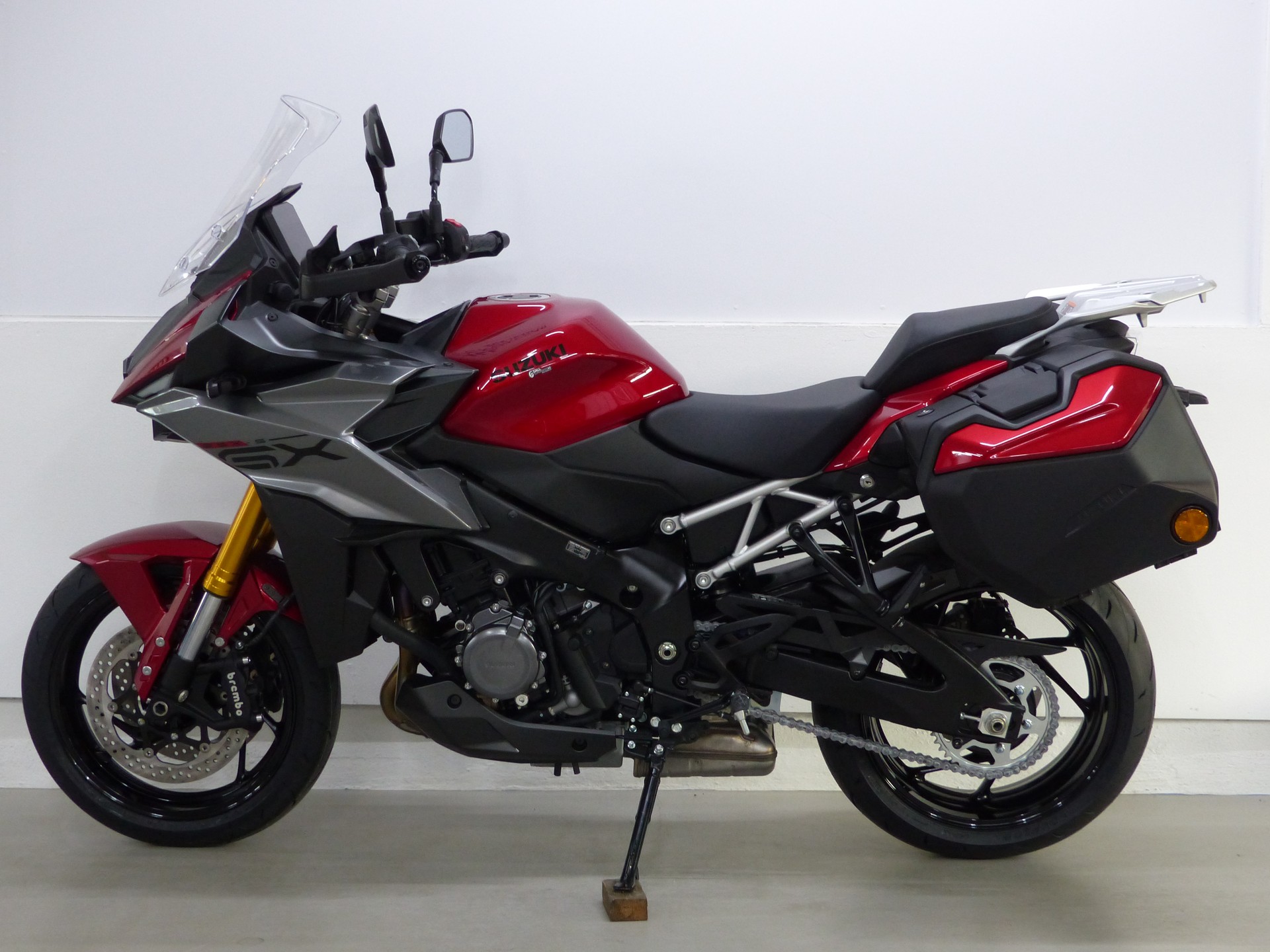 SUZUKI GSX-S 1000 GX ABS Travel-image-10