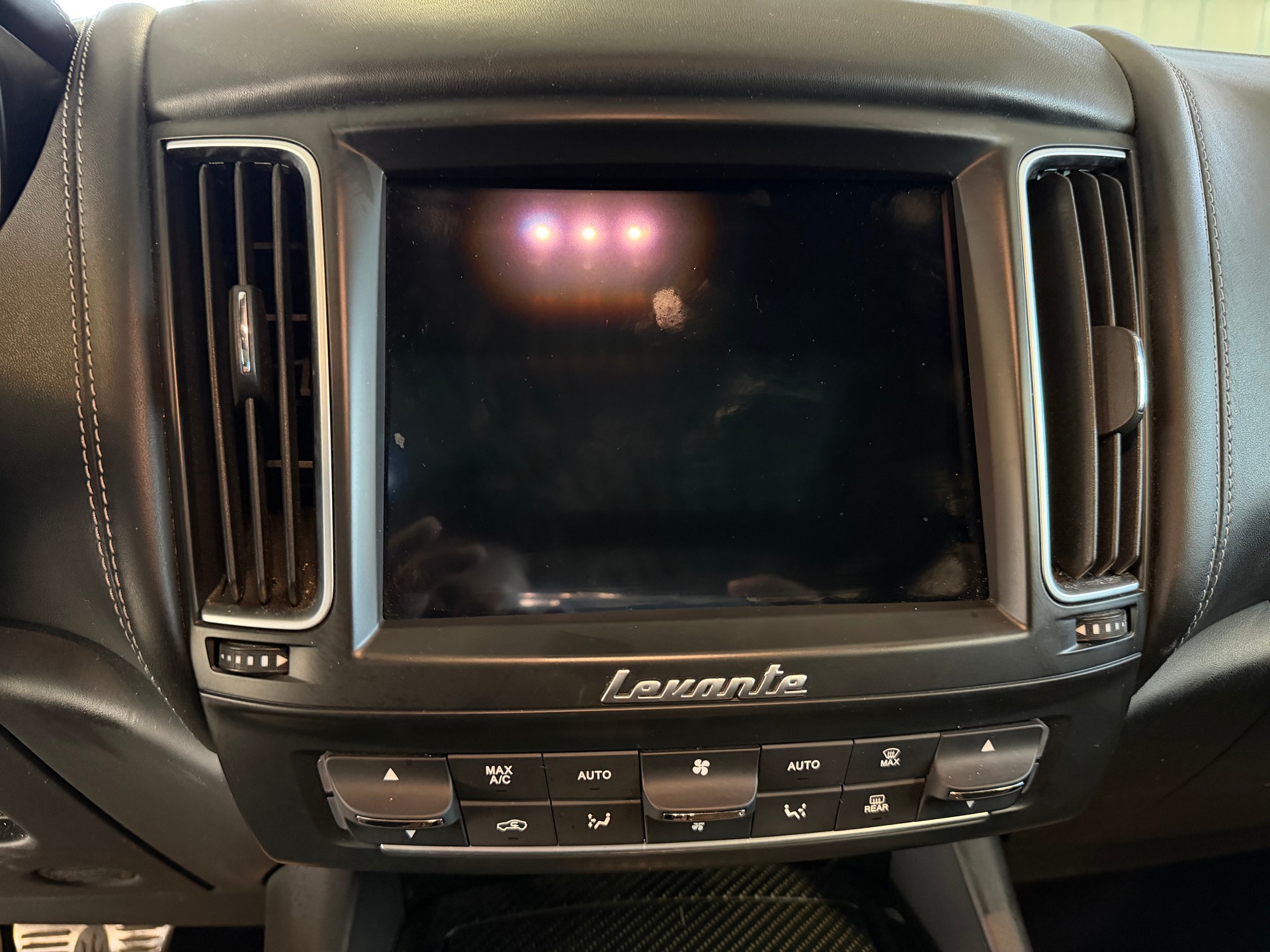 MASERATI Levante S 3.0 V6 GranSport Automatica-image-17