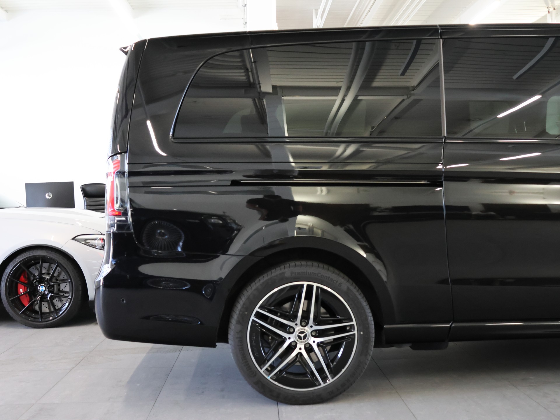 MERCEDES-BENZ V 300 d lang 4Matic Swiss Edition 9G-Tronic *Vollausstattung* *Werksgarantie*-image-13
