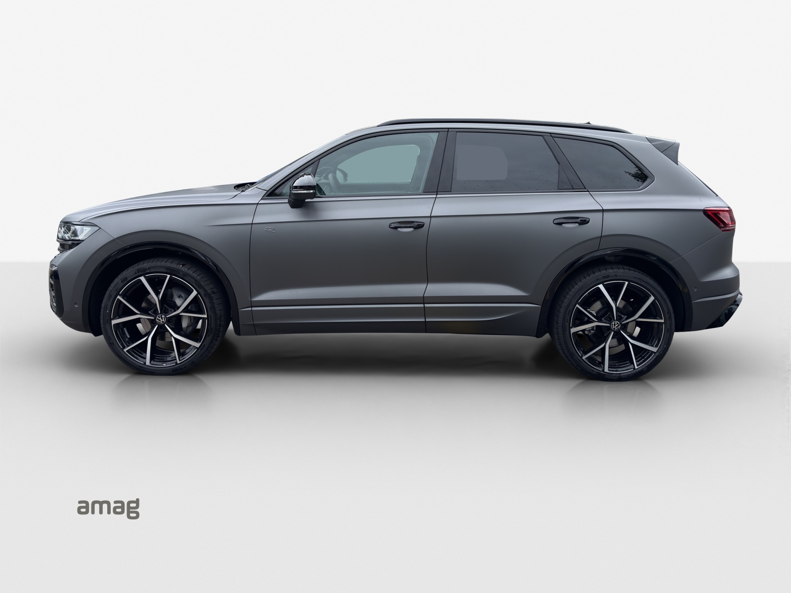 VW Touareg 3.0 TDI R-Line Final Edition Tiptronic-image-1