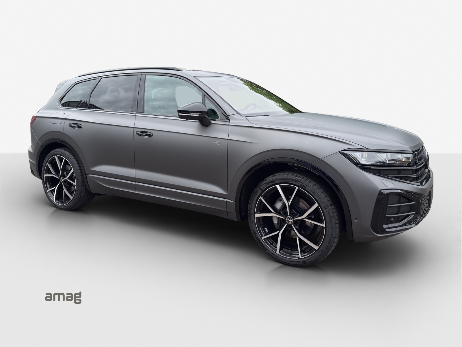 VW Touareg 3.0 TDI R-Line Final Edition Tiptronic-image-5