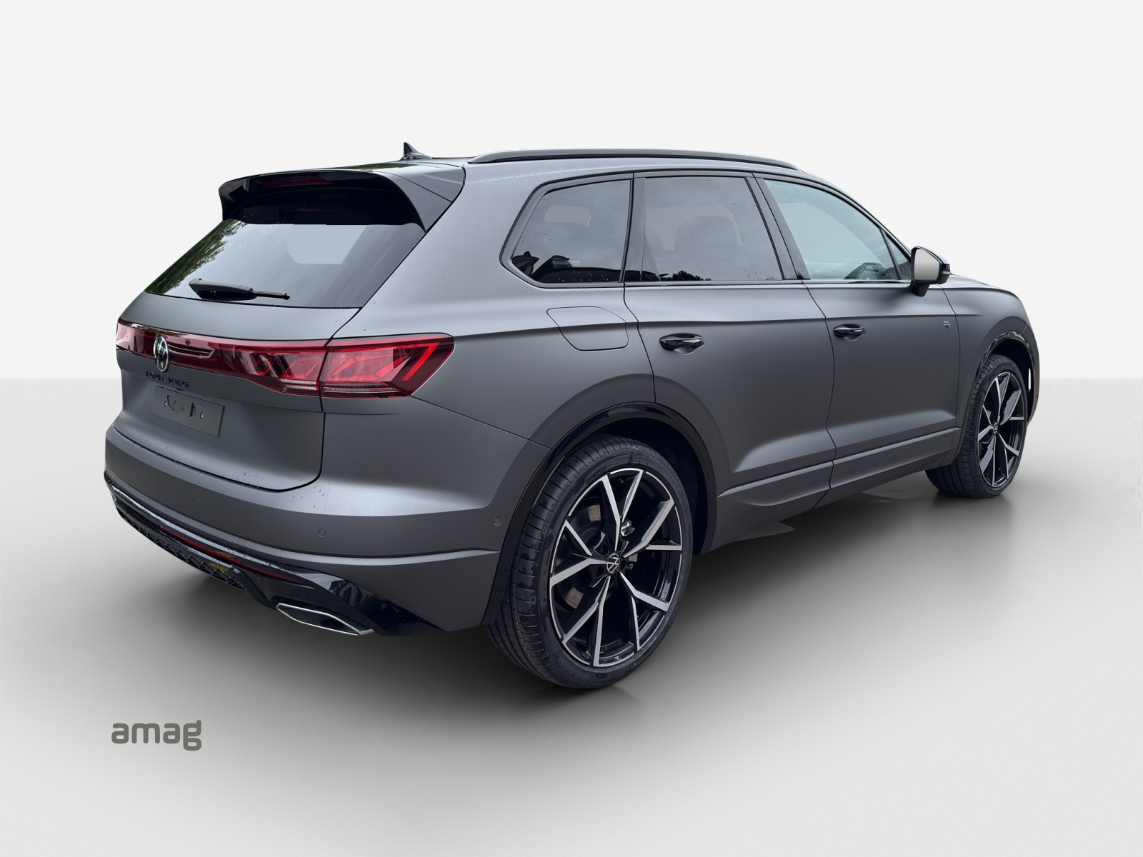 VW Touareg 3.0 TDI R-Line Final Edition Tiptronic-image-4