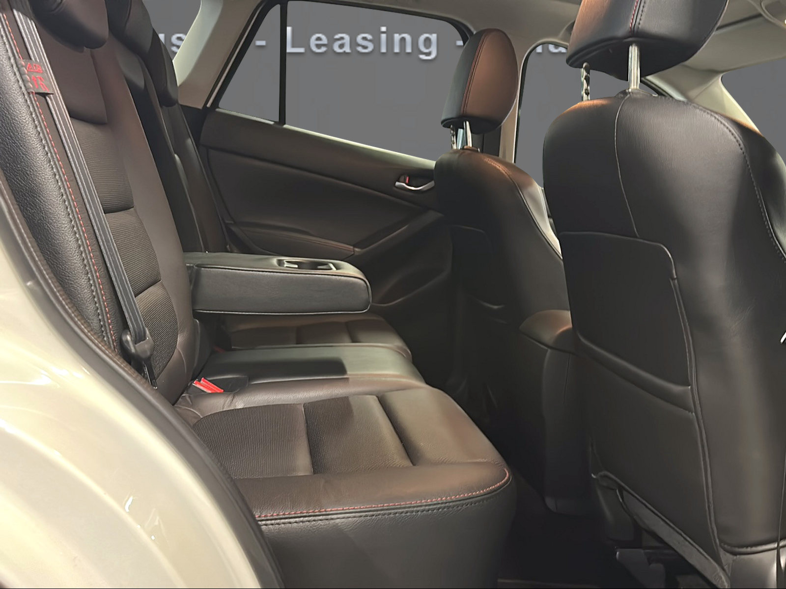 MAZDA CX-5 2.0 Revolution AWD Automatic-image-12