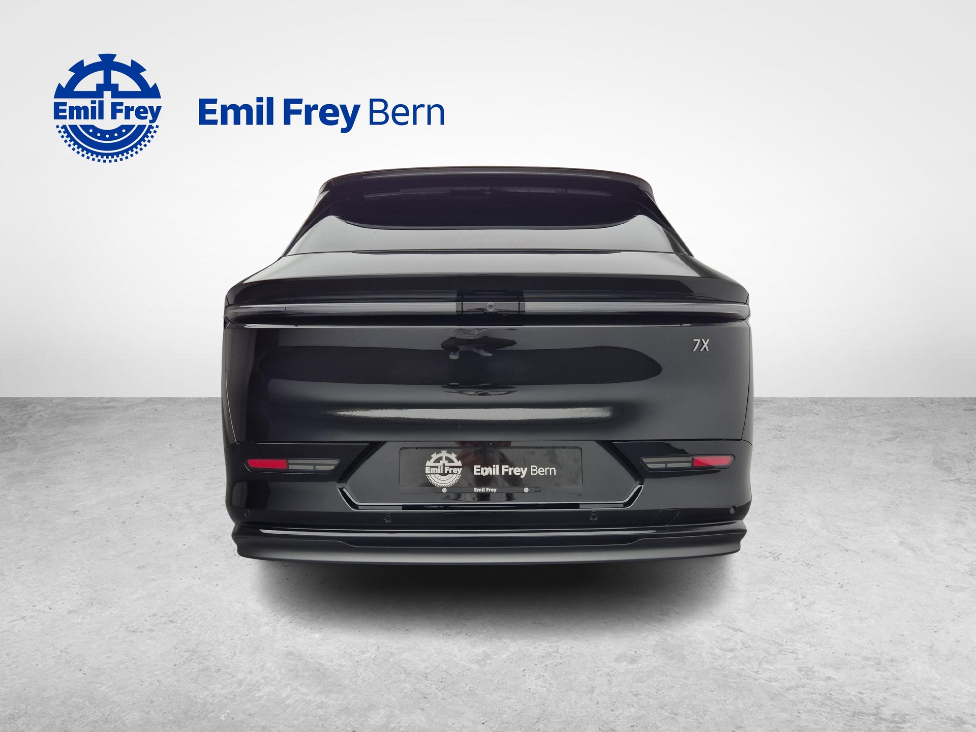 ZEEKR 7X Privilege AWD - ab 1.29% Leasing-showroom-element-3