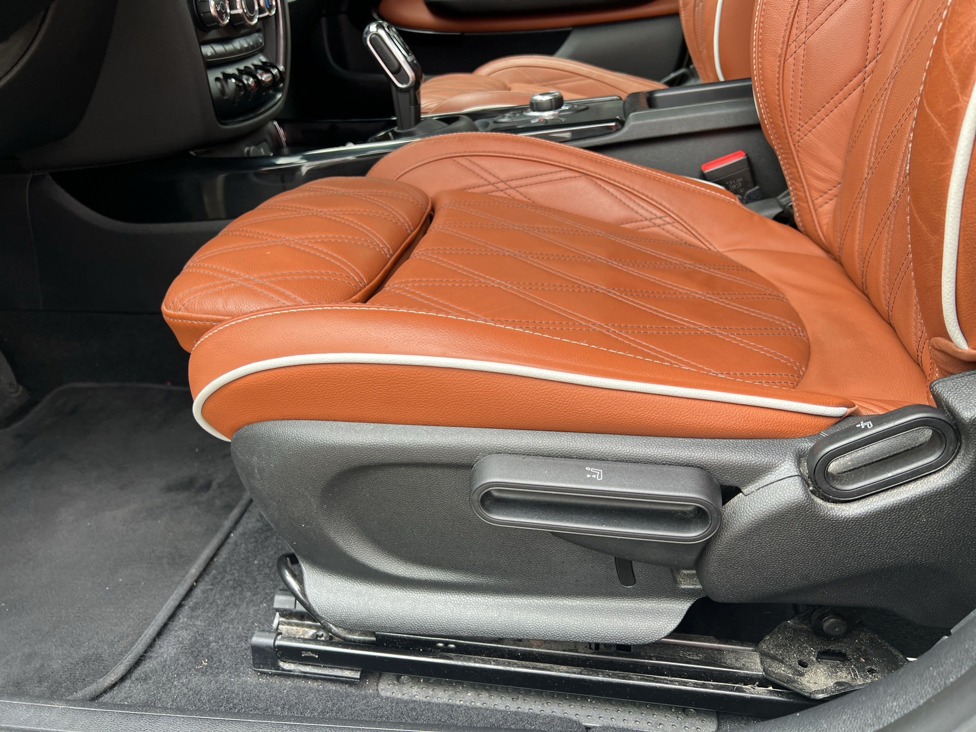 MINI Clubman Cooper Steptronic DKG-image-18
