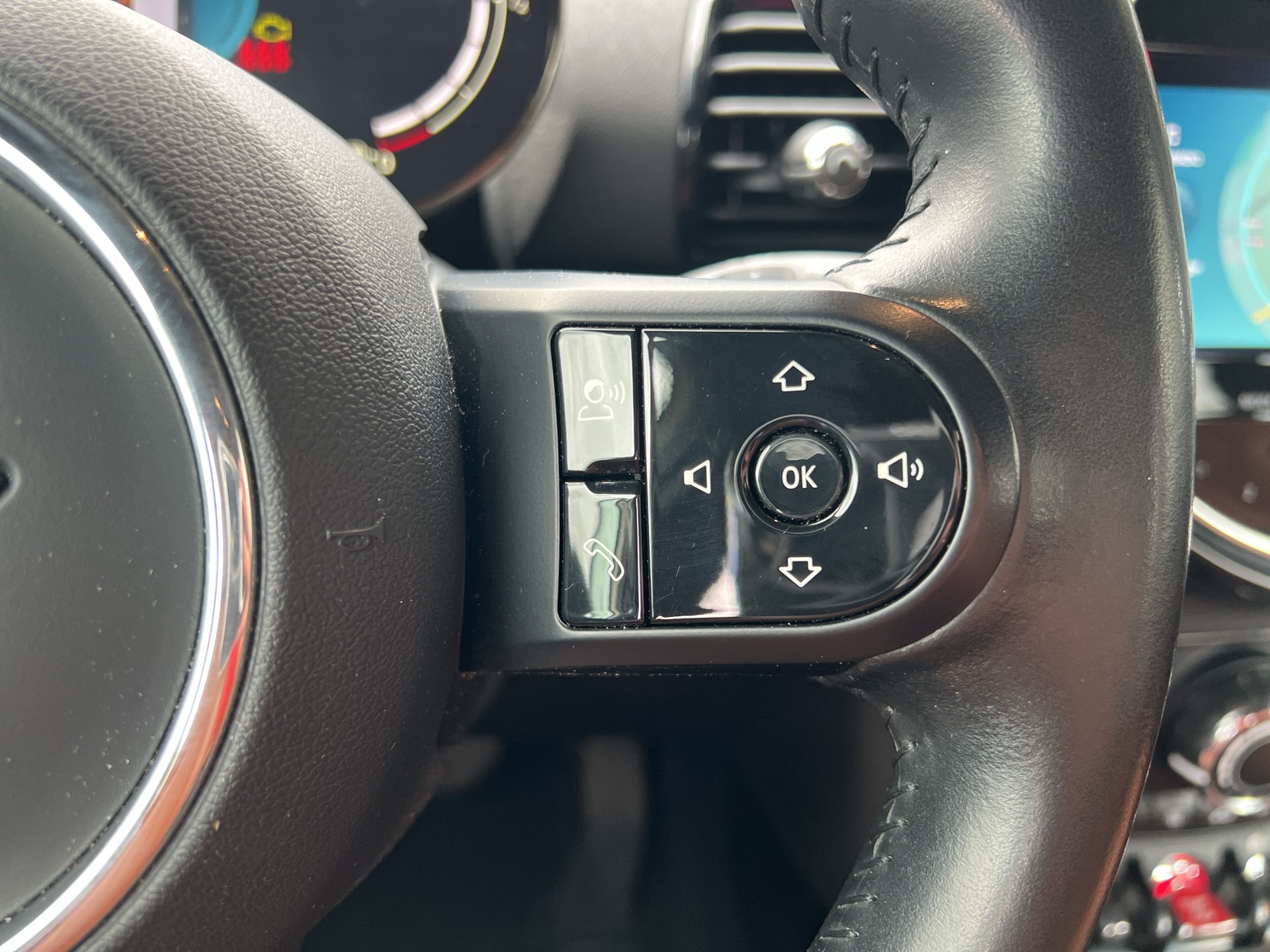MINI Clubman Cooper Steptronic DKG-image-15