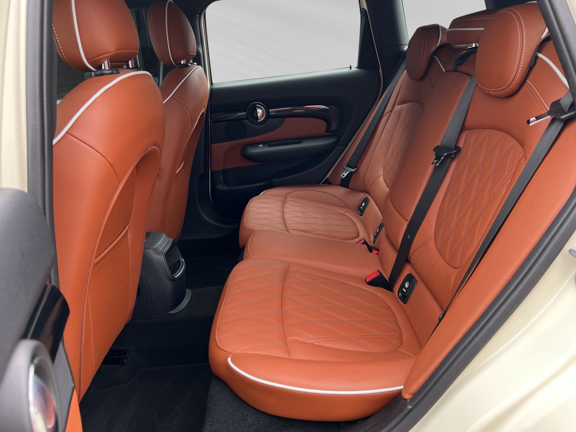 MINI Clubman Cooper Steptronic DKG-image-6