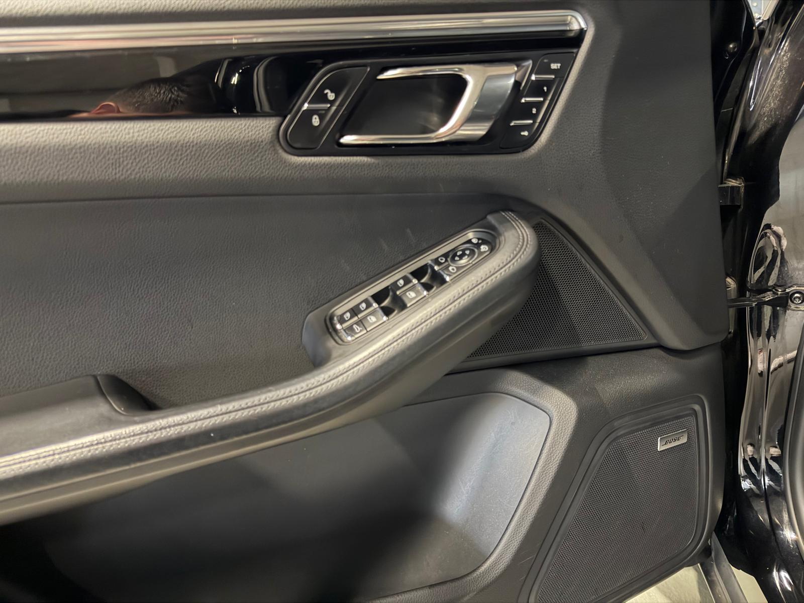 PORSCHE Macan S Diesel PDK-image-12
