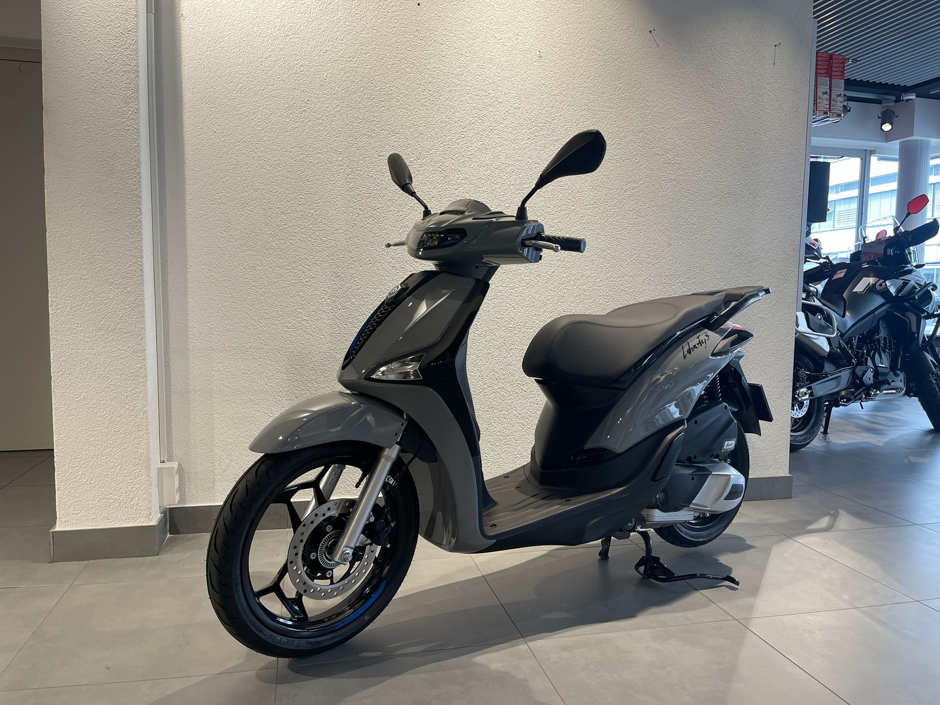 PIAGGIO Liberty 125 Sport | Vorführfahrzeug | ABS | 125cc | Garantie-image-9