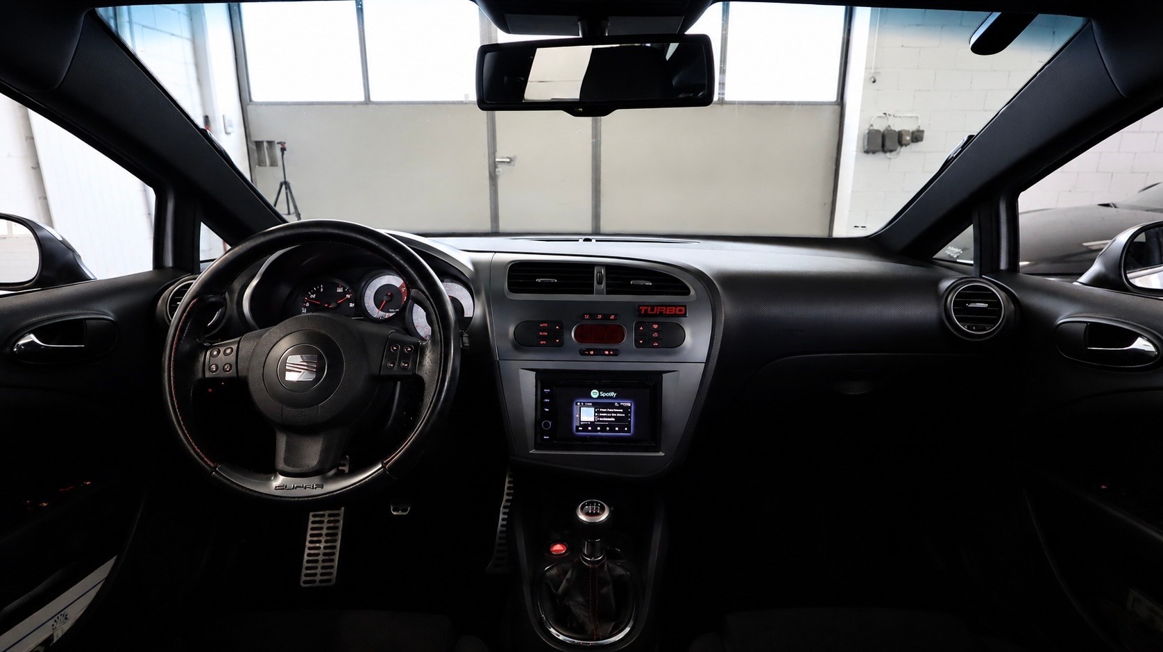 SEAT Leon 2.0 TSI Cupra-image-4