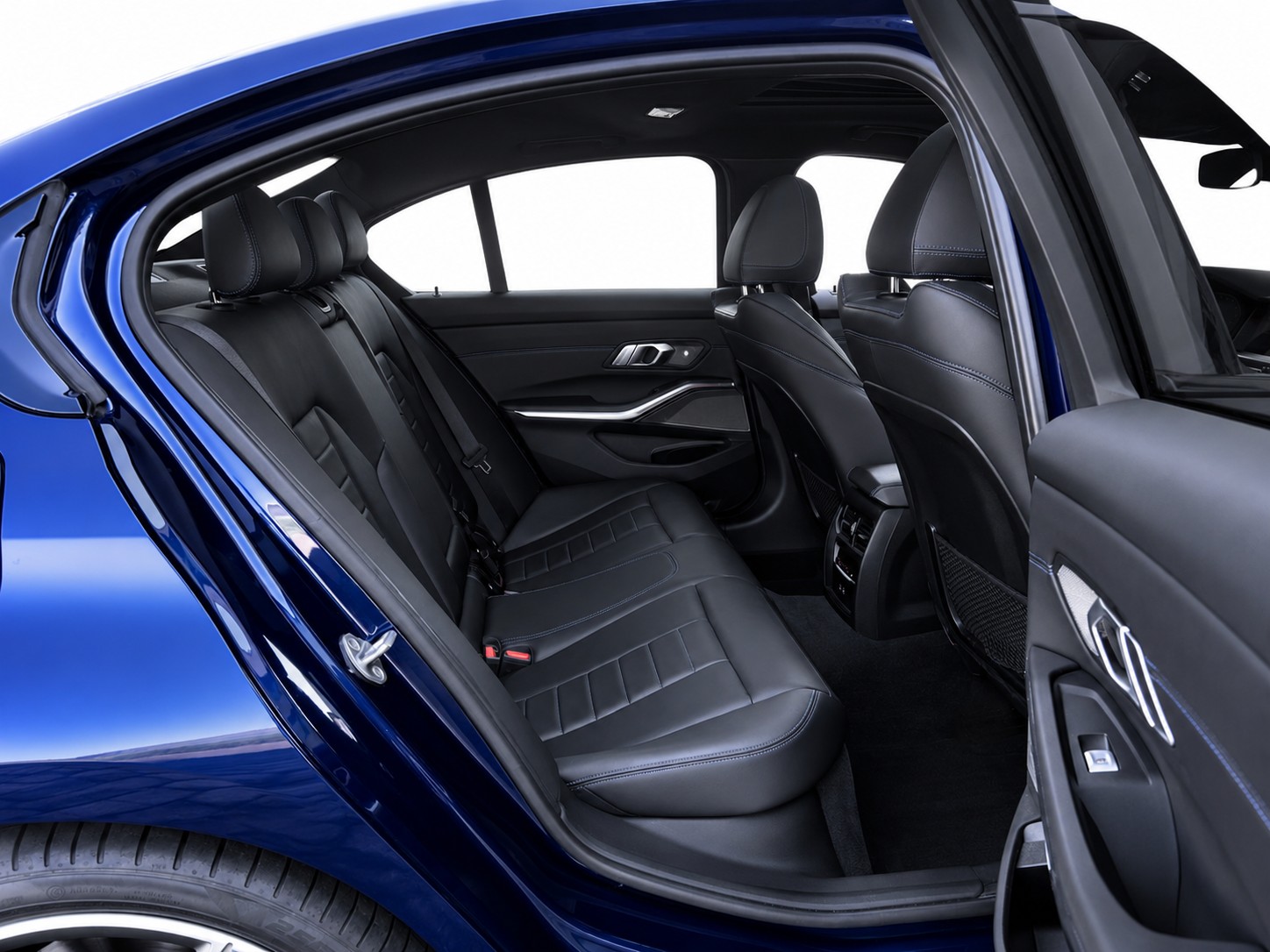 BMW M340i xDrive CH FAHRZEUG-image-14