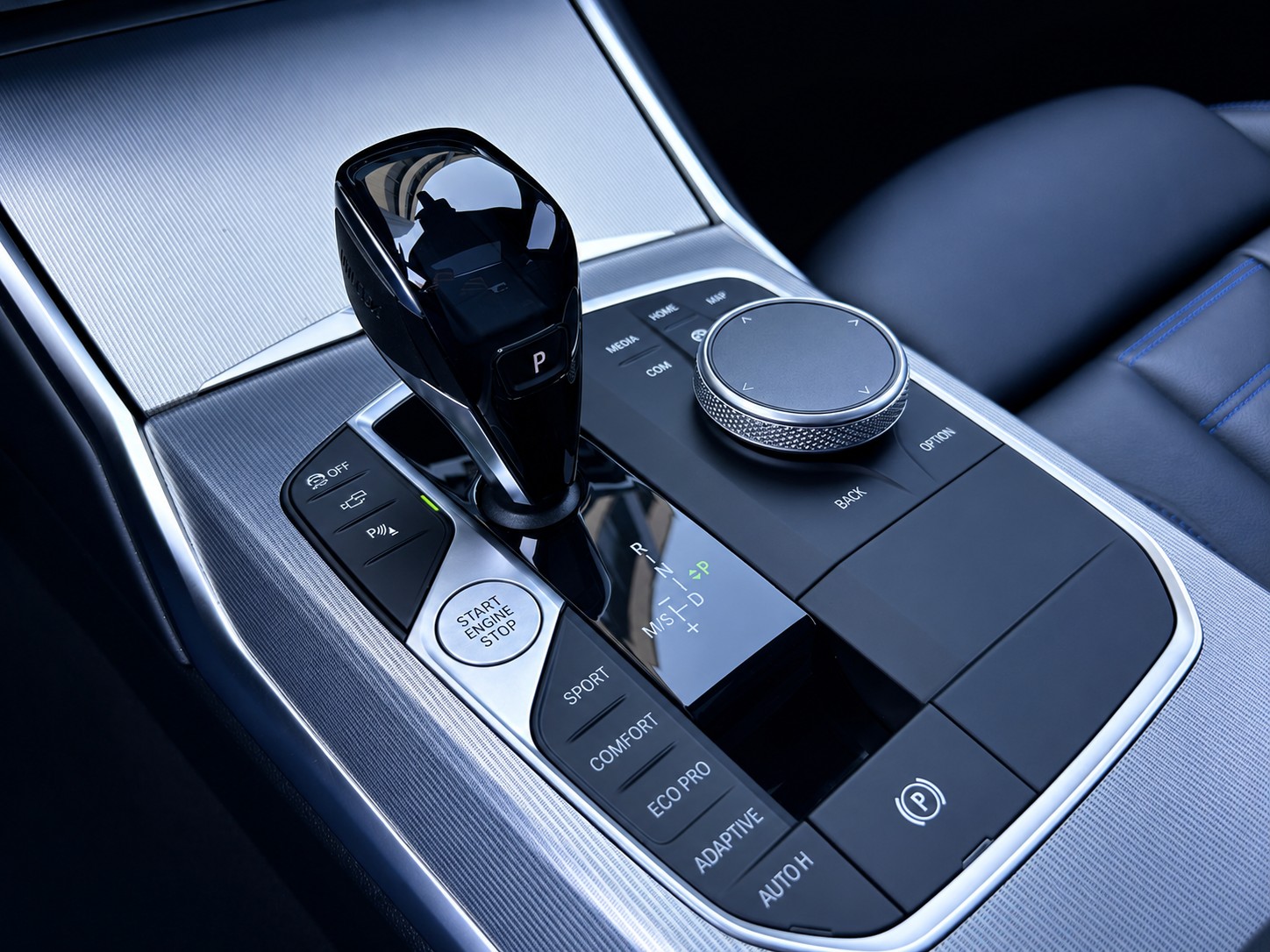 BMW M340i xDrive CH FAHRZEUG-image-22
