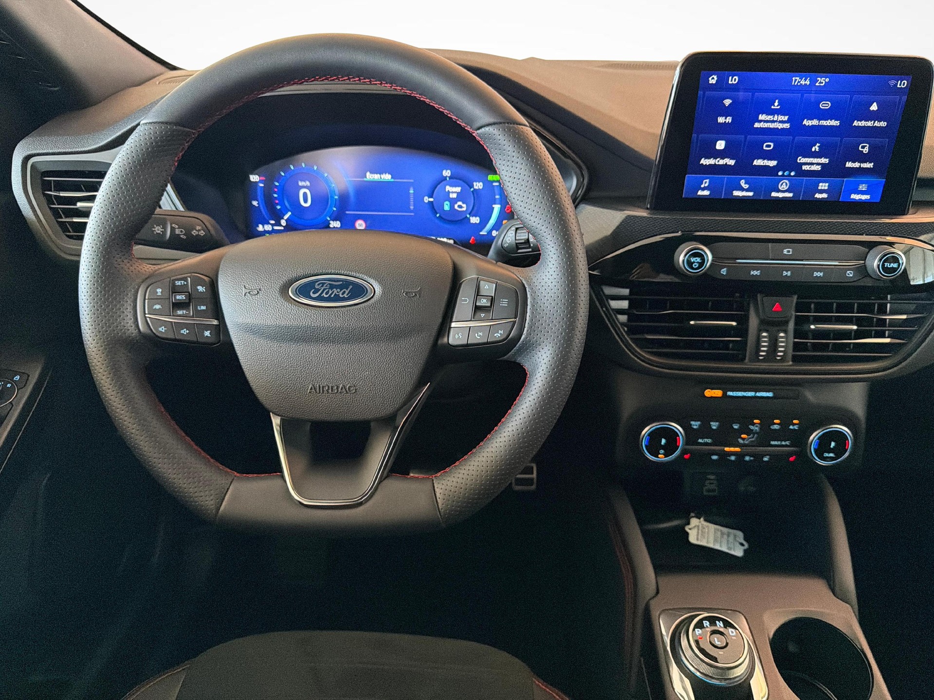 FORD Kuga 2.5 Plug-in Hybrid ST-Line X-image-12