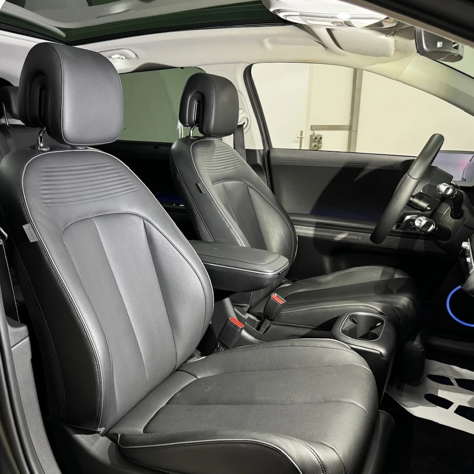 HYUNDAI Ioniq 5 77kWh Vertex 4WD 325 PS /Wärmepumpe / CH-Fahrzeug mit 5 JahrenGarantie-showroom-element-3