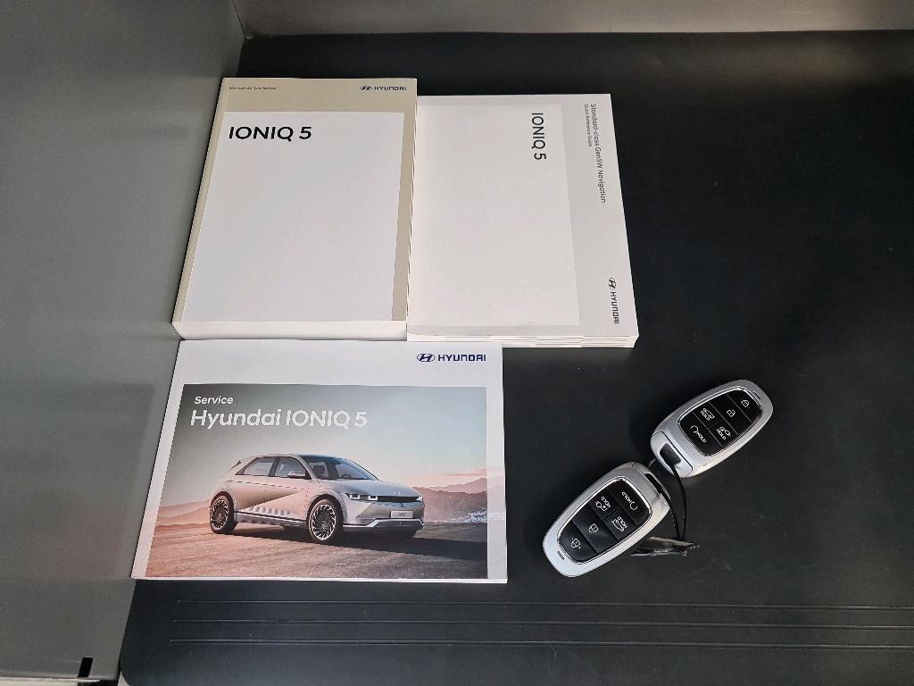 HYUNDAI Ioniq 5 77kWh Vertex 4WD 325 PS /Wärmepumpe / CH-Fahrzeug mit 5 JahrenGarantie-image-14