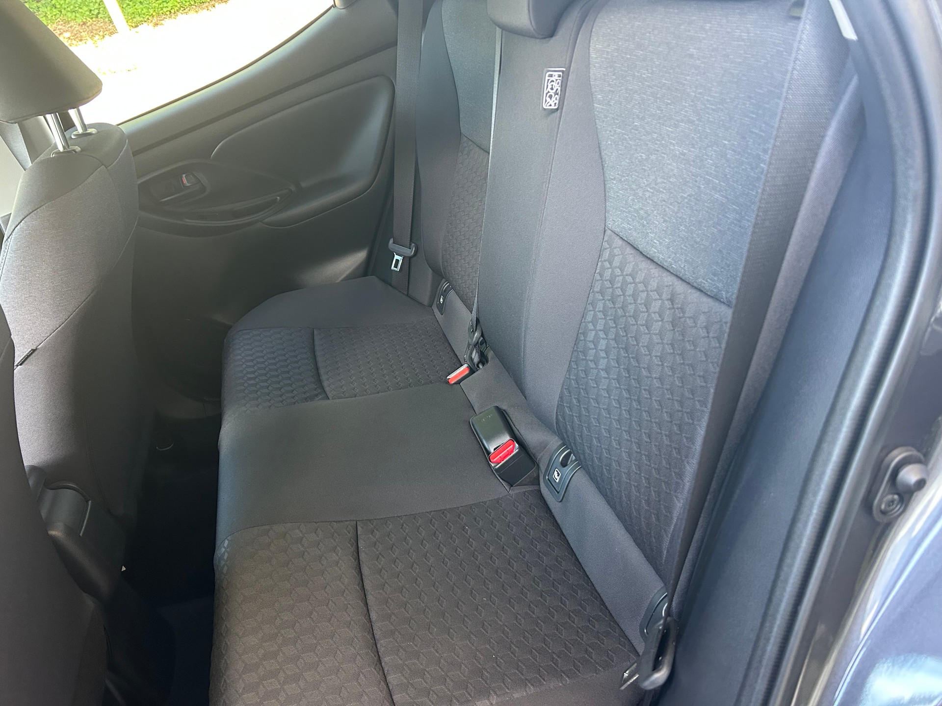 TOYOTA Yaris 1.5 Trend e-CVT-image-11
