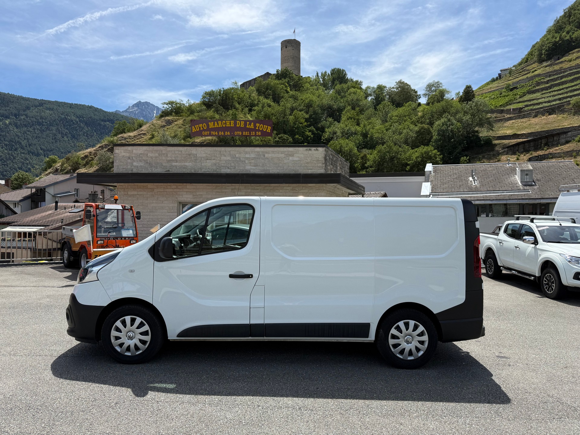 RENAULT Trafic 2.0 ENERGY dCi145 3.0t Business L1H1 A
