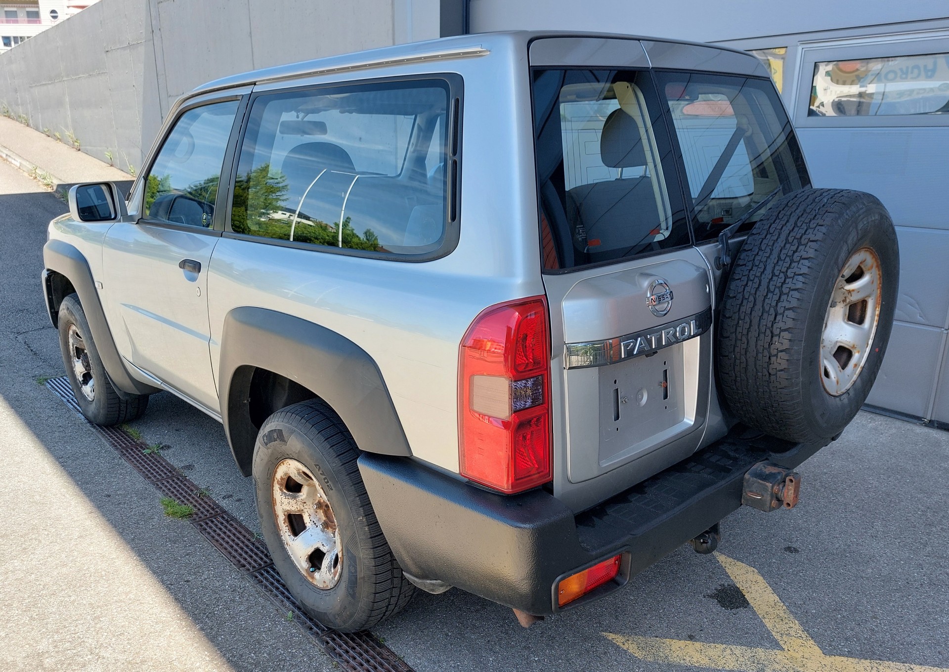 NISSAN 3.0 Di Comfort-image-3