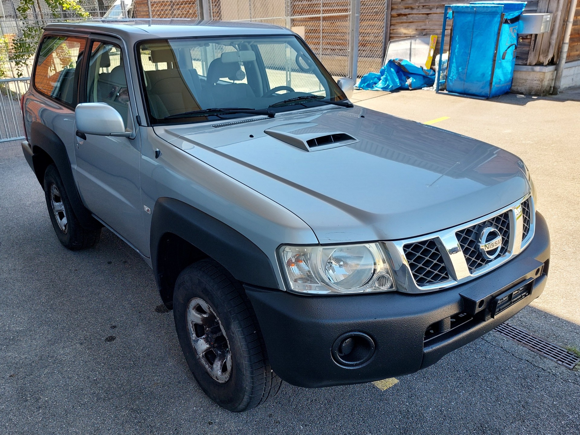 NISSAN 3.0 Di Comfort-image-1