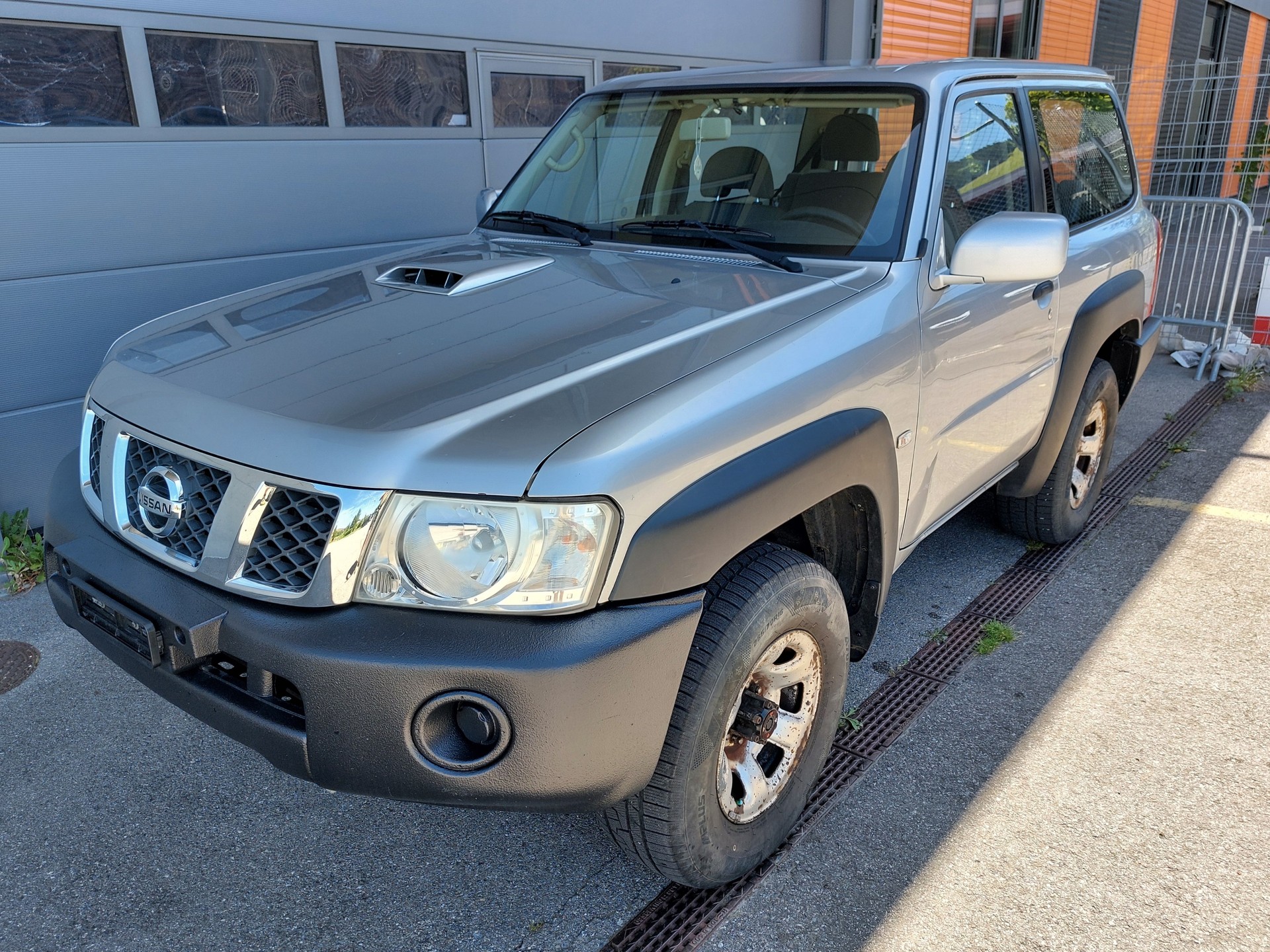 NISSAN 3.0 Di Comfort