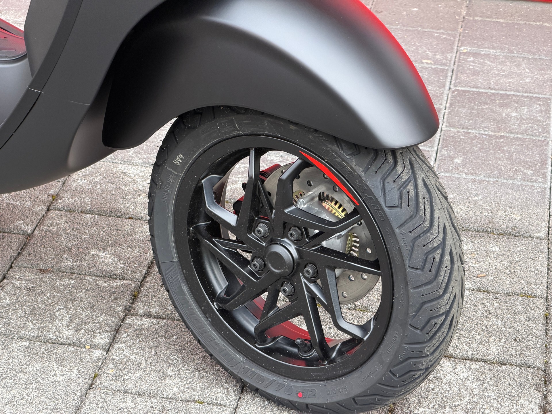 PIAGGIO Vespa 125 Sprint Sport E5+-image-10