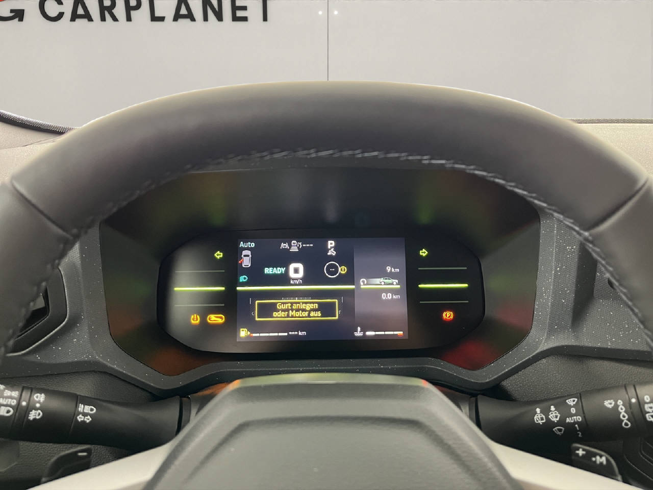 DACIA Duster 1.2 Hybrid Journey 4WD-image-11