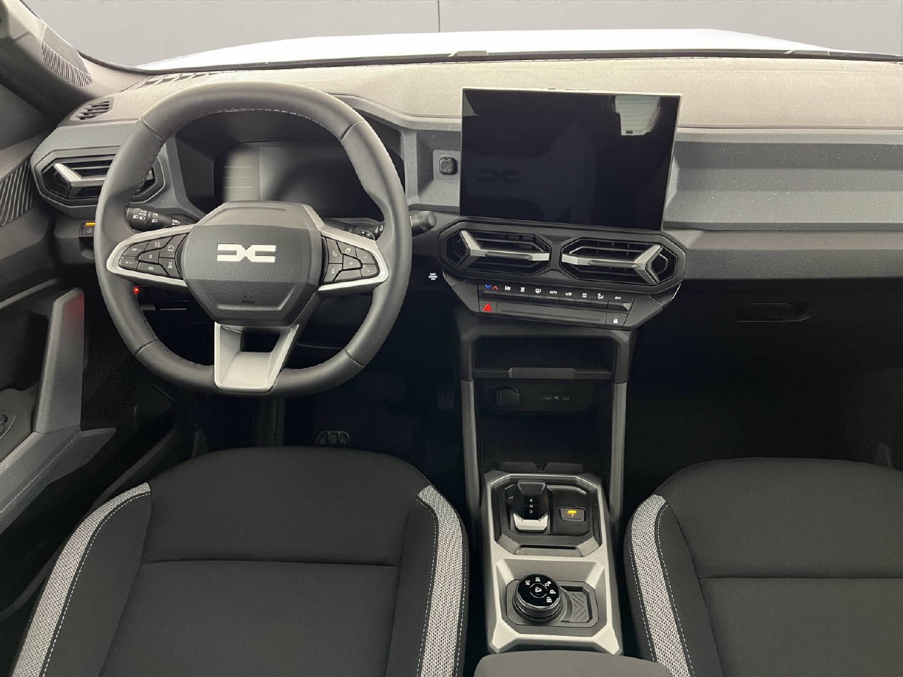 DACIA Duster 1.2 Hybrid Journey 4WD-image-9
