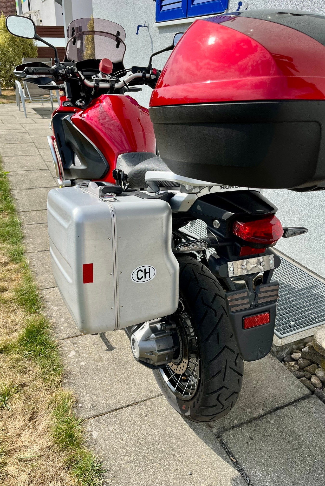 HONDA VFR 1200 X-image-4