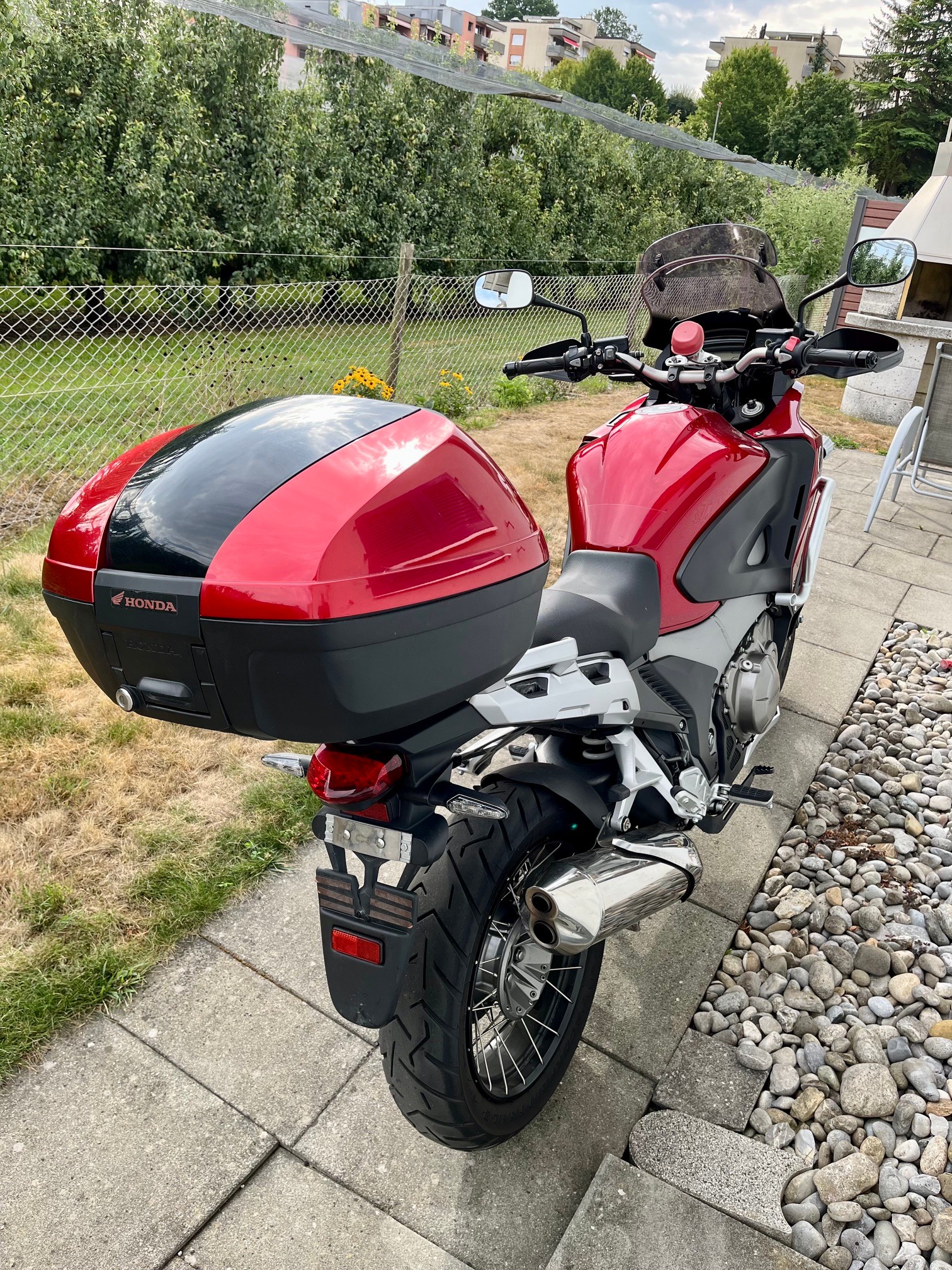HONDA VFR 1200 X-image-2