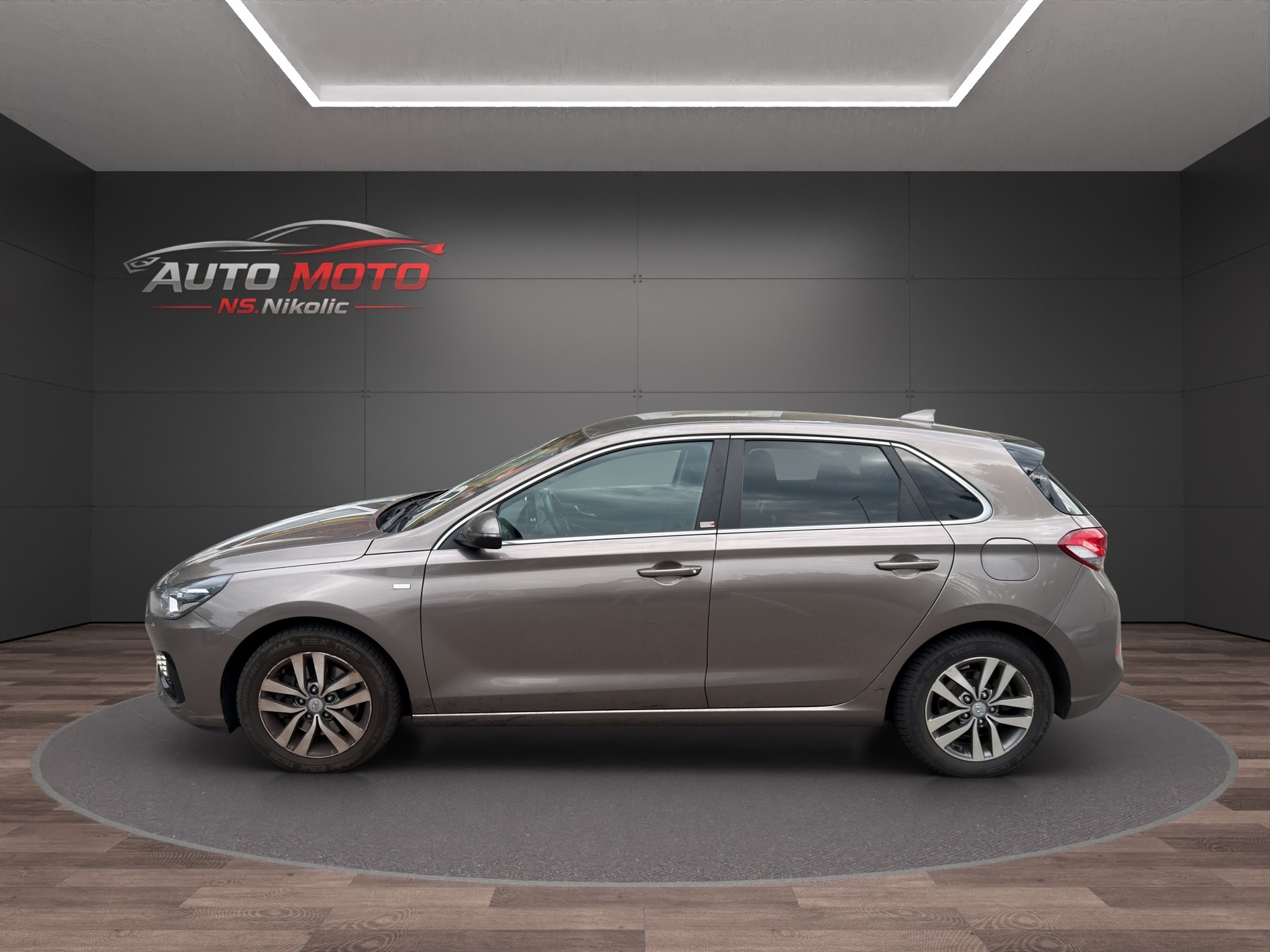 HYUNDAI i30 1.0 T-GDi Amplia 48V MH DCT-image-4