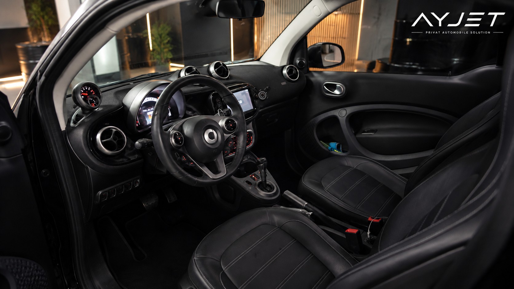 SMART BRABUS fortwo twinmatic-showroom-element-2