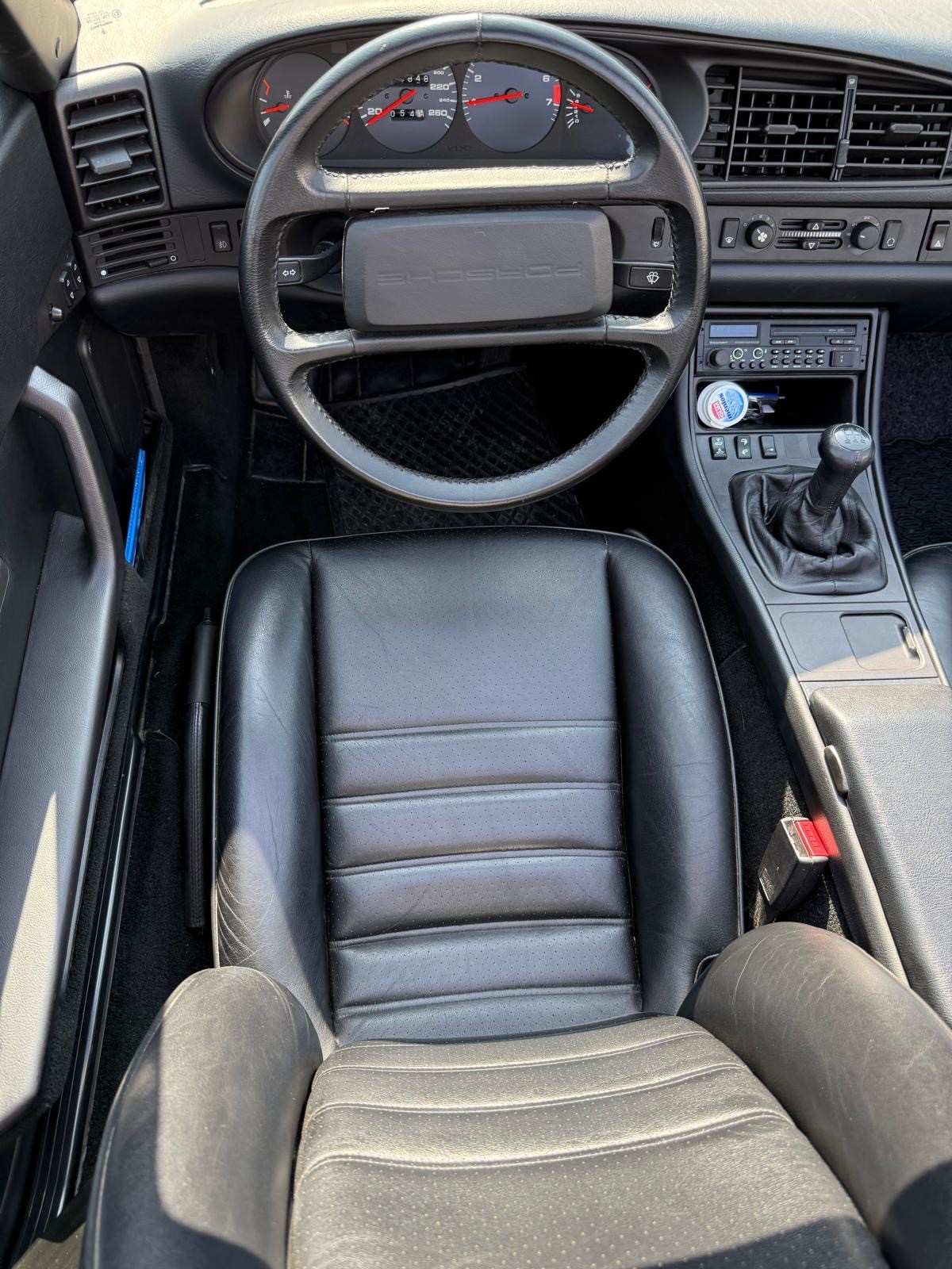 PORSCHE S2 Cabrio, vétéran-image-3